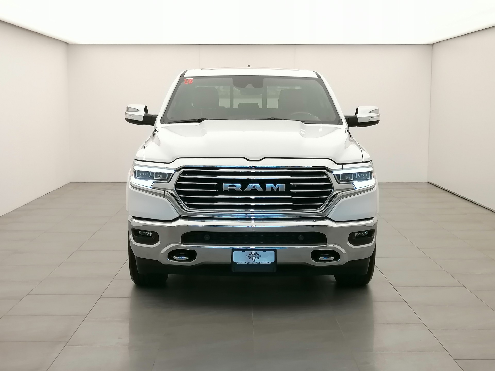 DODGE Ram 1500 5.7 V8 Longhorn 10.5T eTorque-showroom-element-1