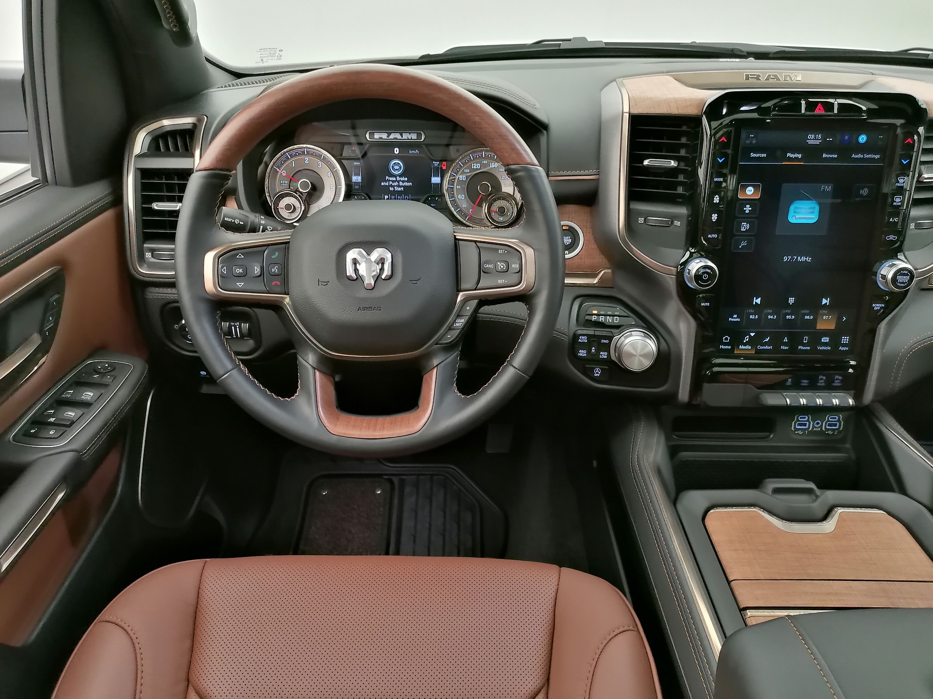 DODGE Ram 1500 5.7 V8 Longhorn 10.5T eTorque-image-9