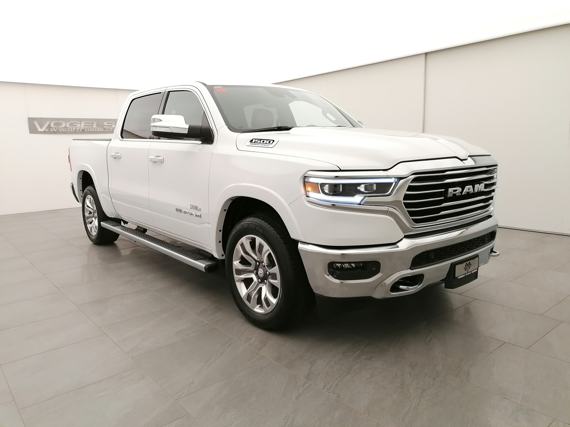 DODGE Ram 1500 5.7 V8 Longhorn 10.5T eTorque-showroom-element-2