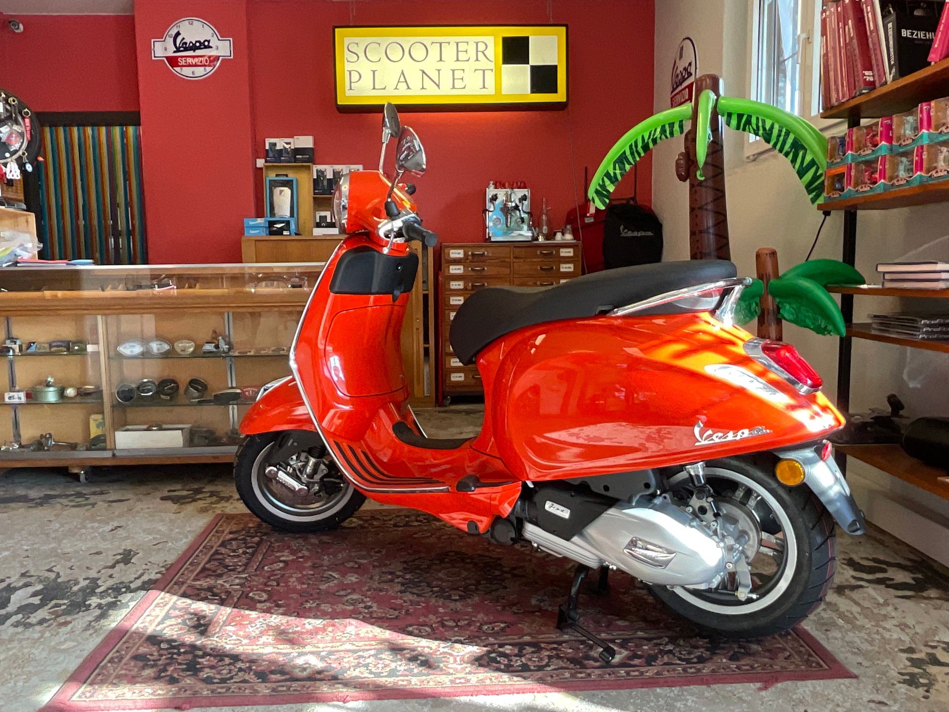 PIAGGIO Vespa 125 Primavera-image-2