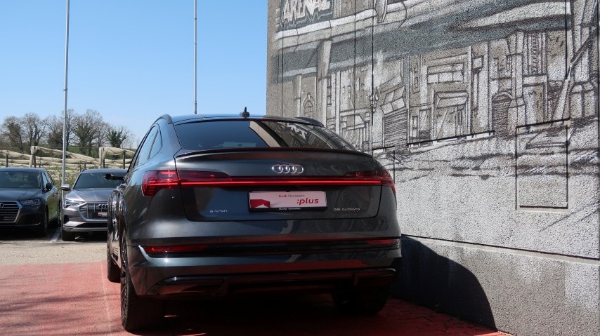 AUDI e-tron 55 Sportback S Line quattro-showroom-element-2