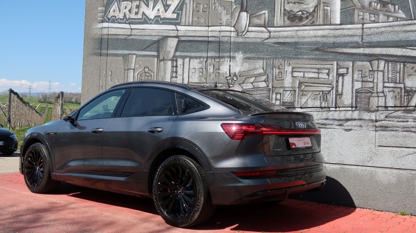 AUDI e-tron 55 Sportback S Line quattro-showroom-element-1