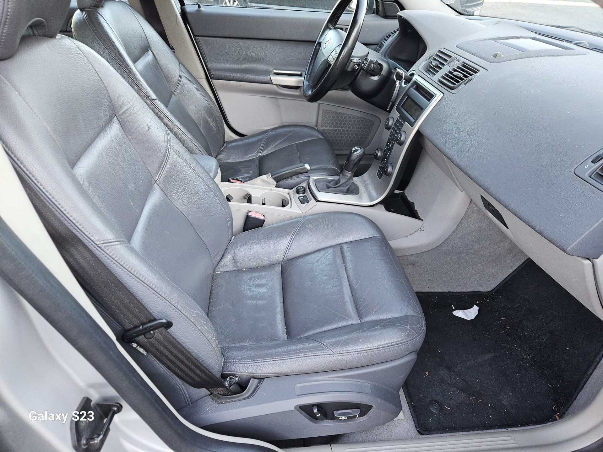 VOLVO V50 2.0D-image-6
