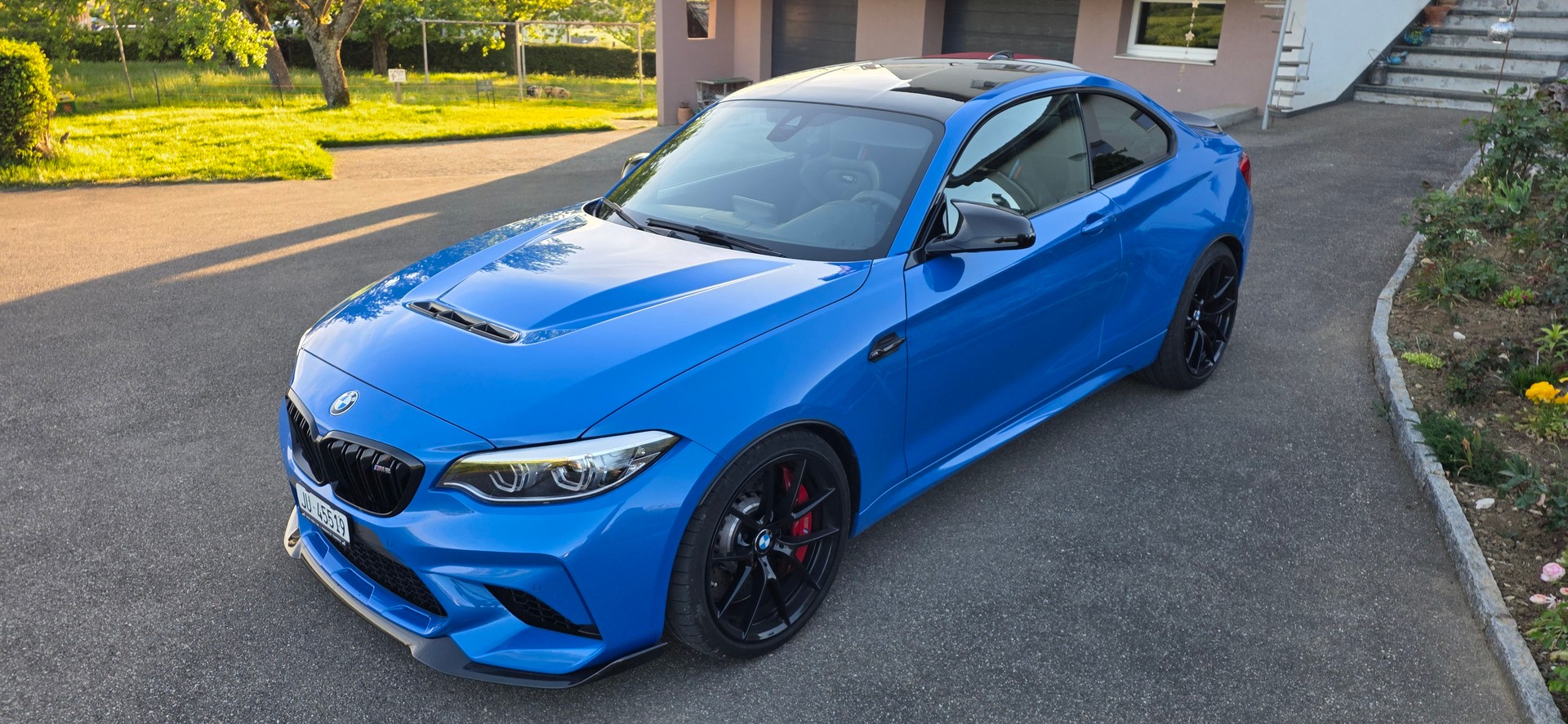 BMW M2 CS