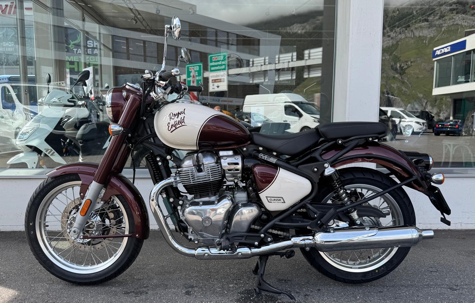 ROYAL ENFIELD Classic 650 Vallam Red-image-12