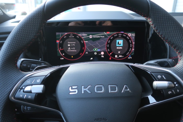 SKODA Kodiaq 2.0 TSI RS 4x4-image-15