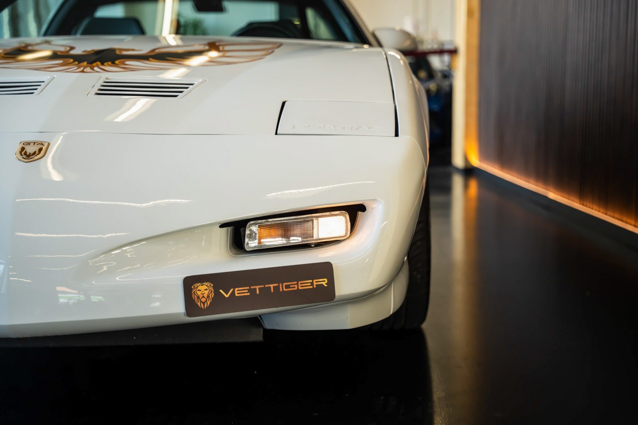 PONTIAC Firebird 5.7 V8 Trans Am GTA-image-8