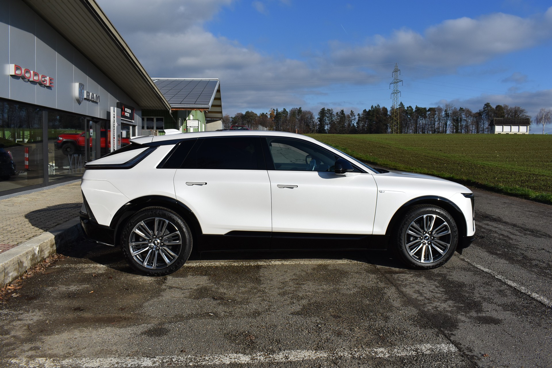CADILLAC Lyriq Sport 102 kWh AWD-image-2