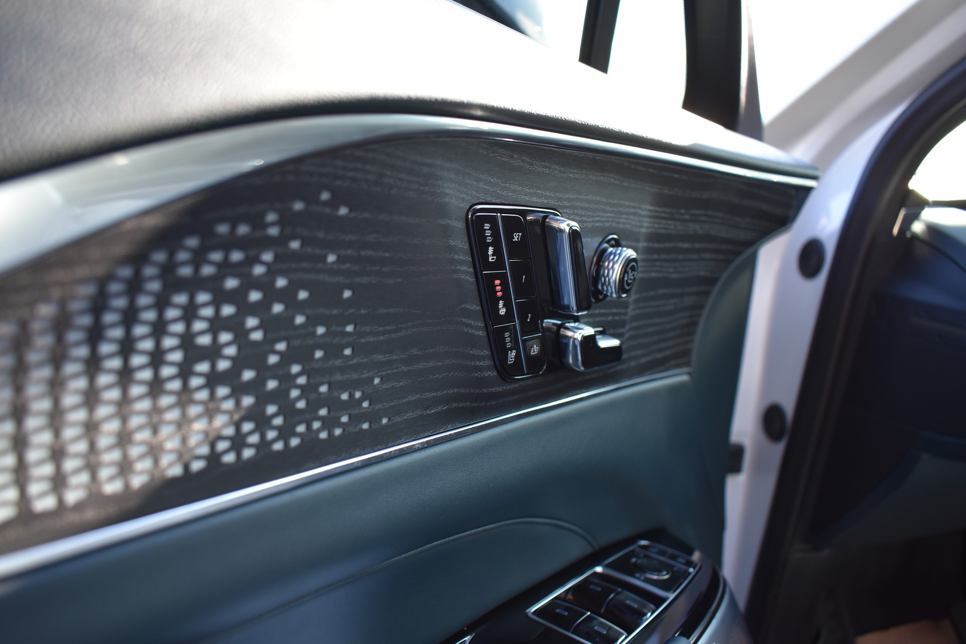CADILLAC Lyriq Sport 102 kWh AWD-image-9