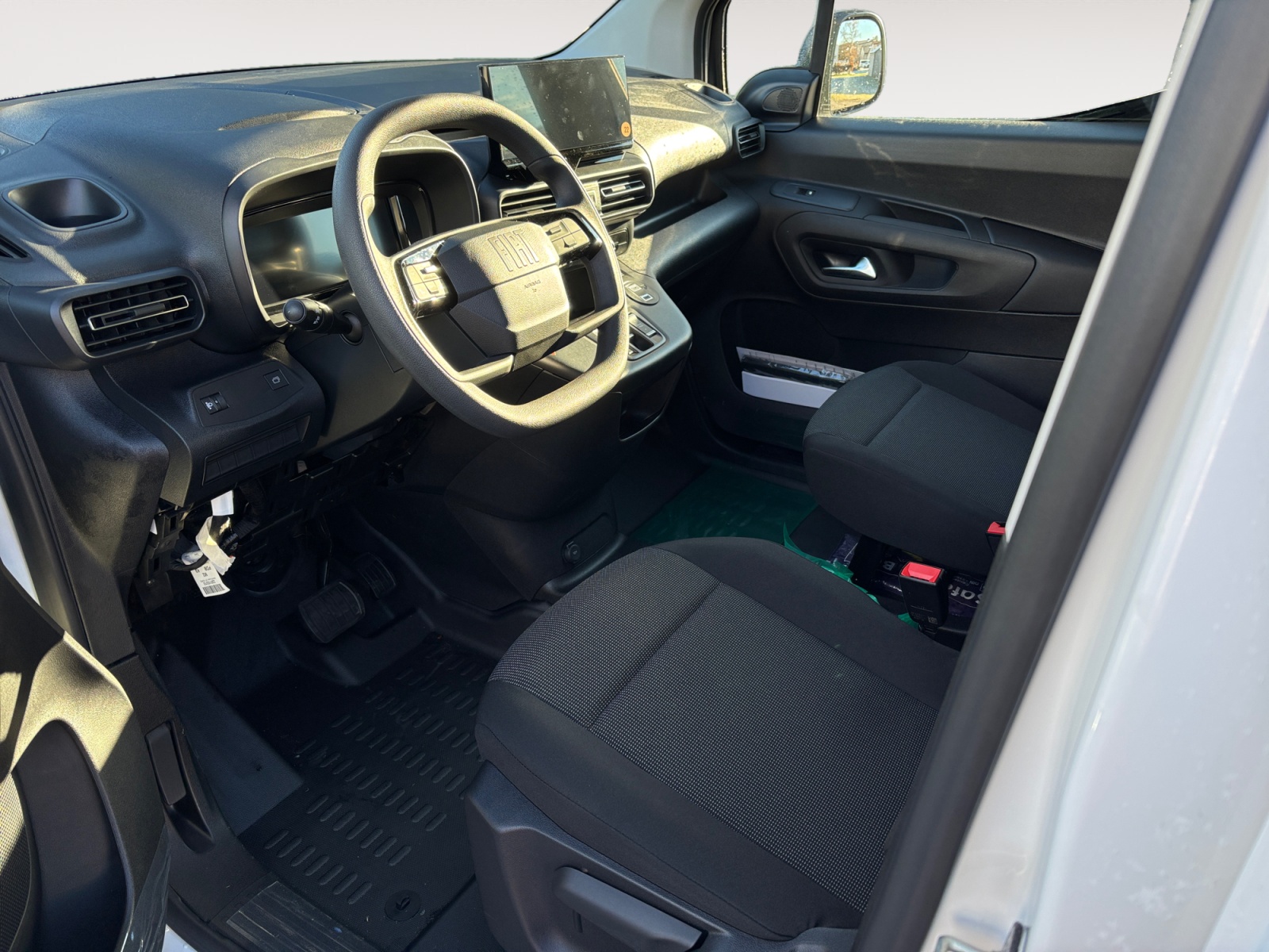 FIAT Doblo Crew CAB 1.5 BlueHDi L2-image-6