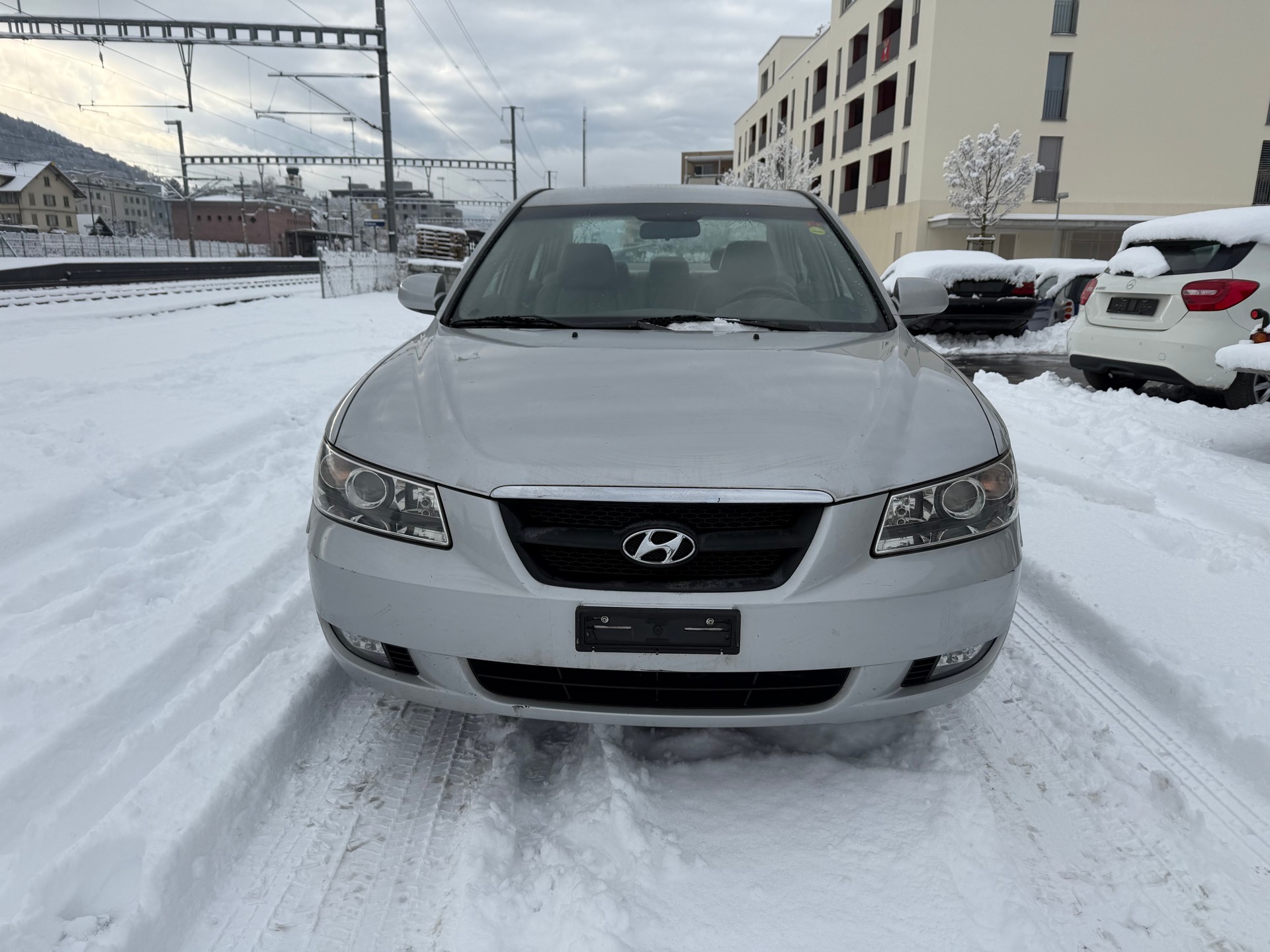 HYUNDAI Sonata 2.4 16V GLS-image-1