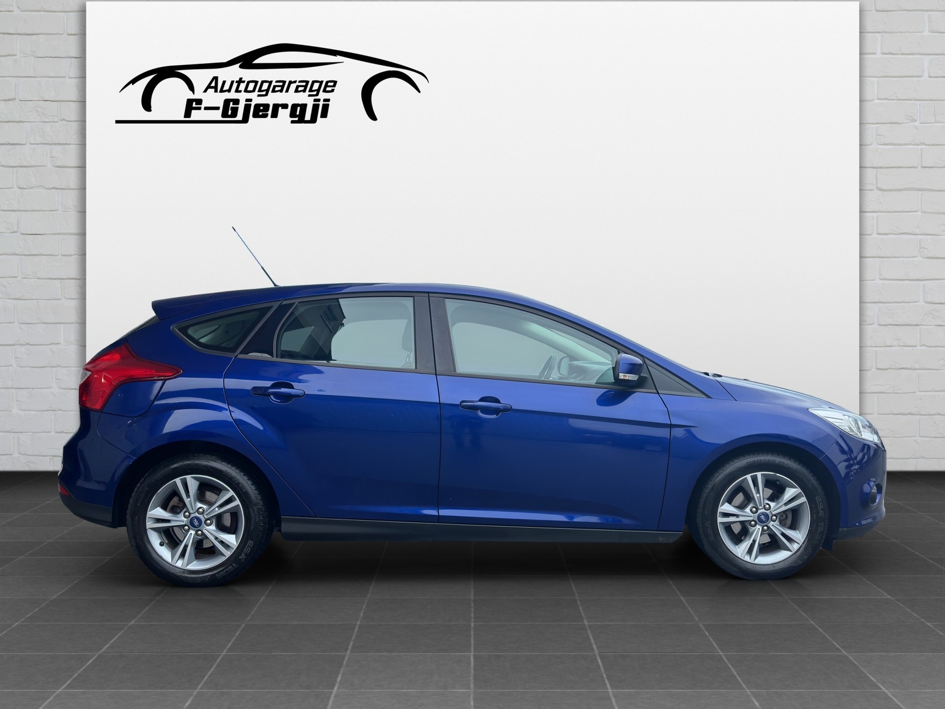 FORD Focus 1.0 SCTi Titanium-image-6