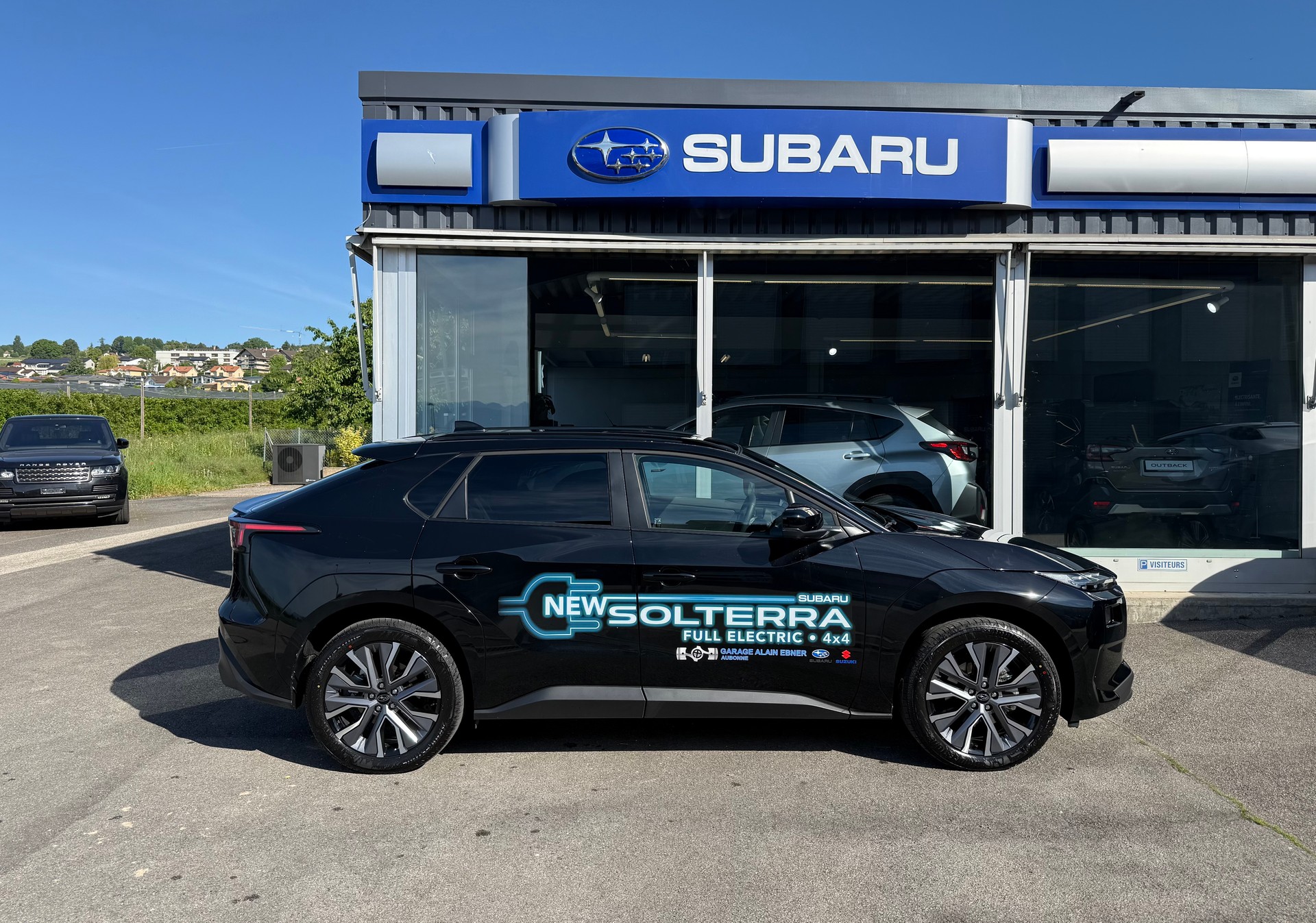 SUBARU Solterra Luxury-image-2