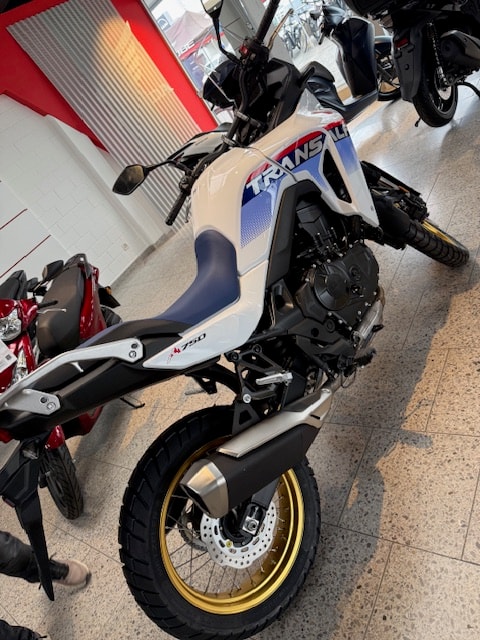 HONDA XL 750-image-2