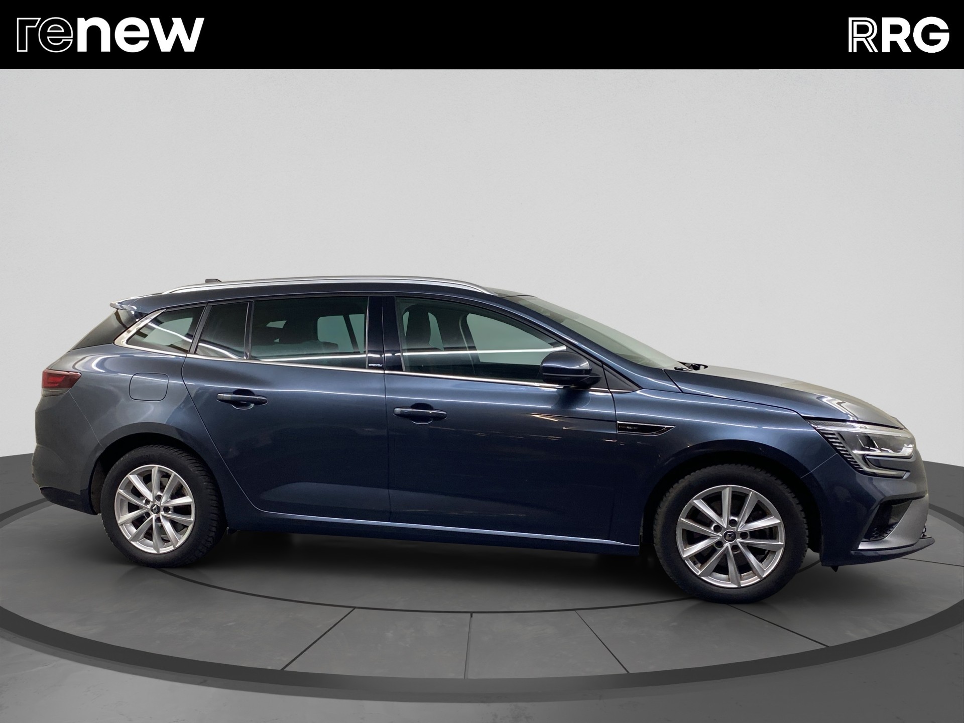 RENAULT Mégane Grandtour 1.6 E-Tech R.S. Line-image-27