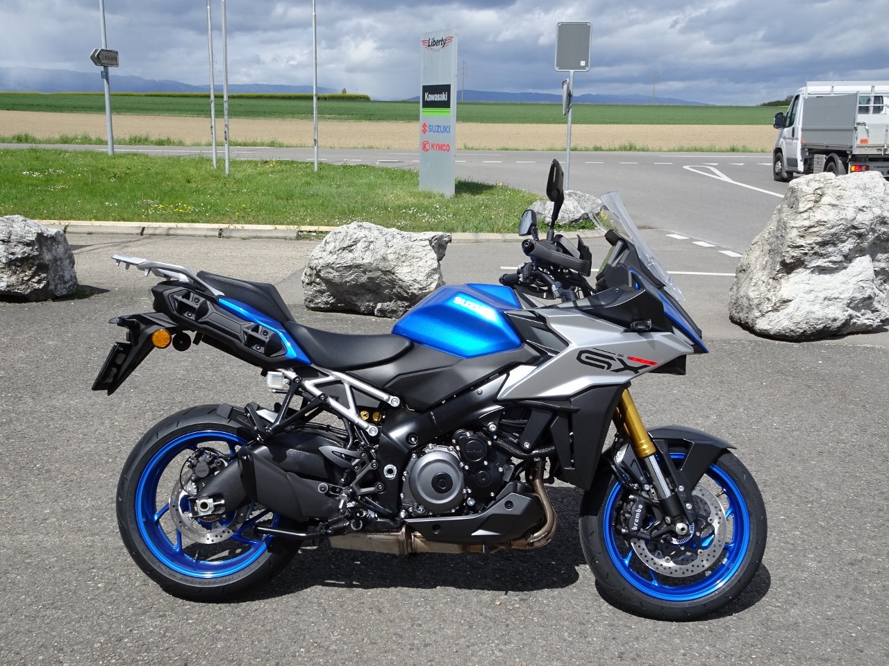 SUZUKI GSX-S 1000 GX Travel-image-0