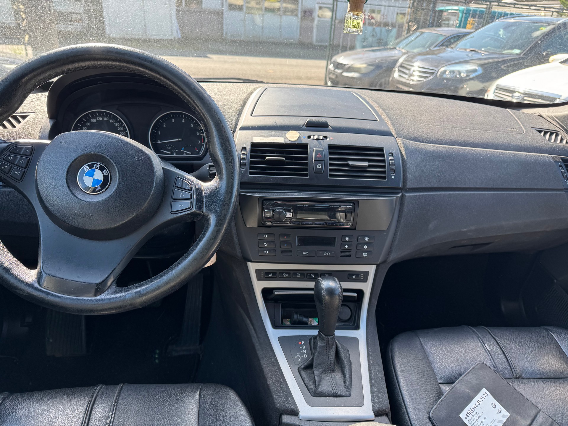 BMW X3 2.5i-image-6
