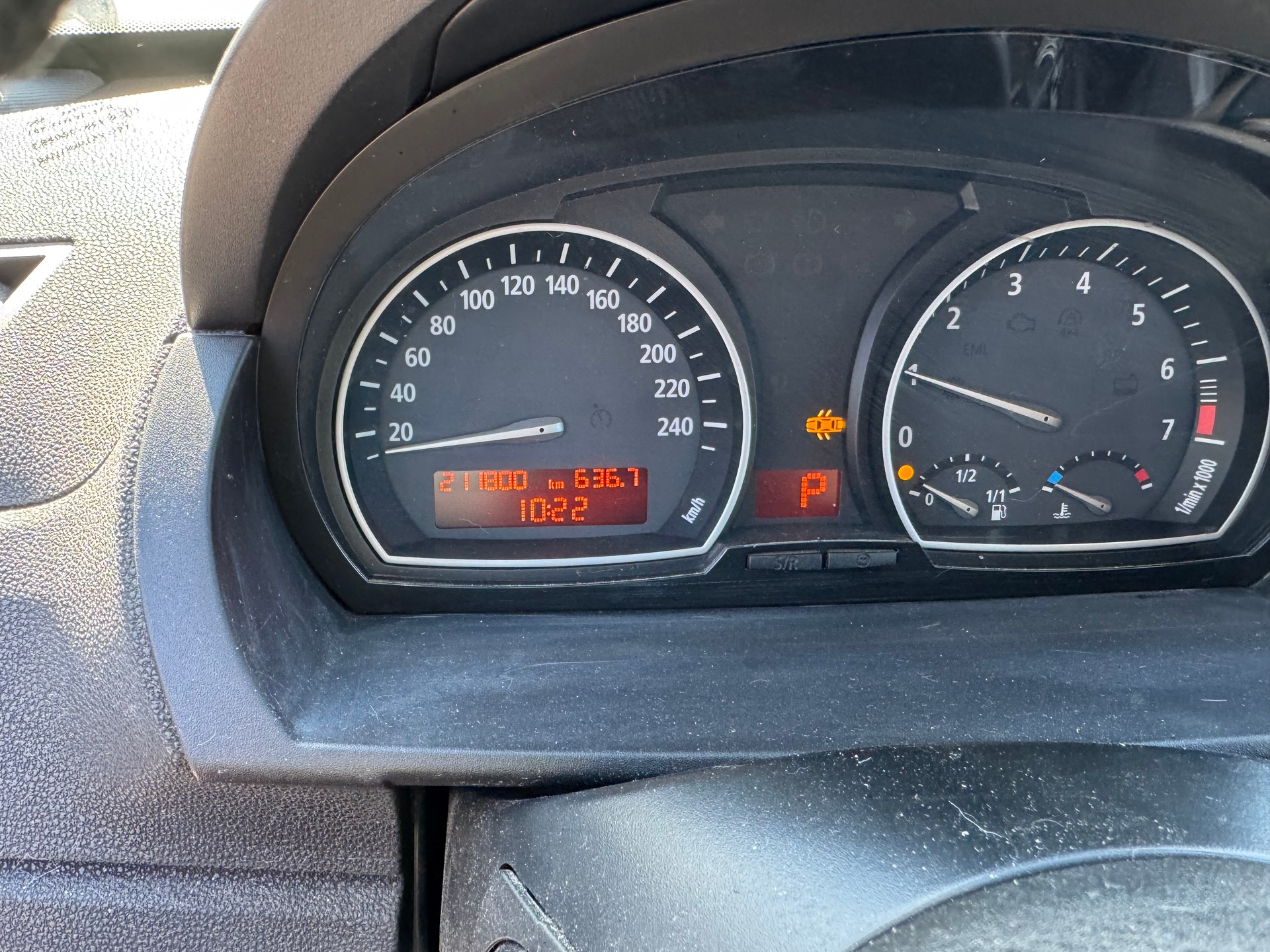 BMW X3 2.5i-image-7