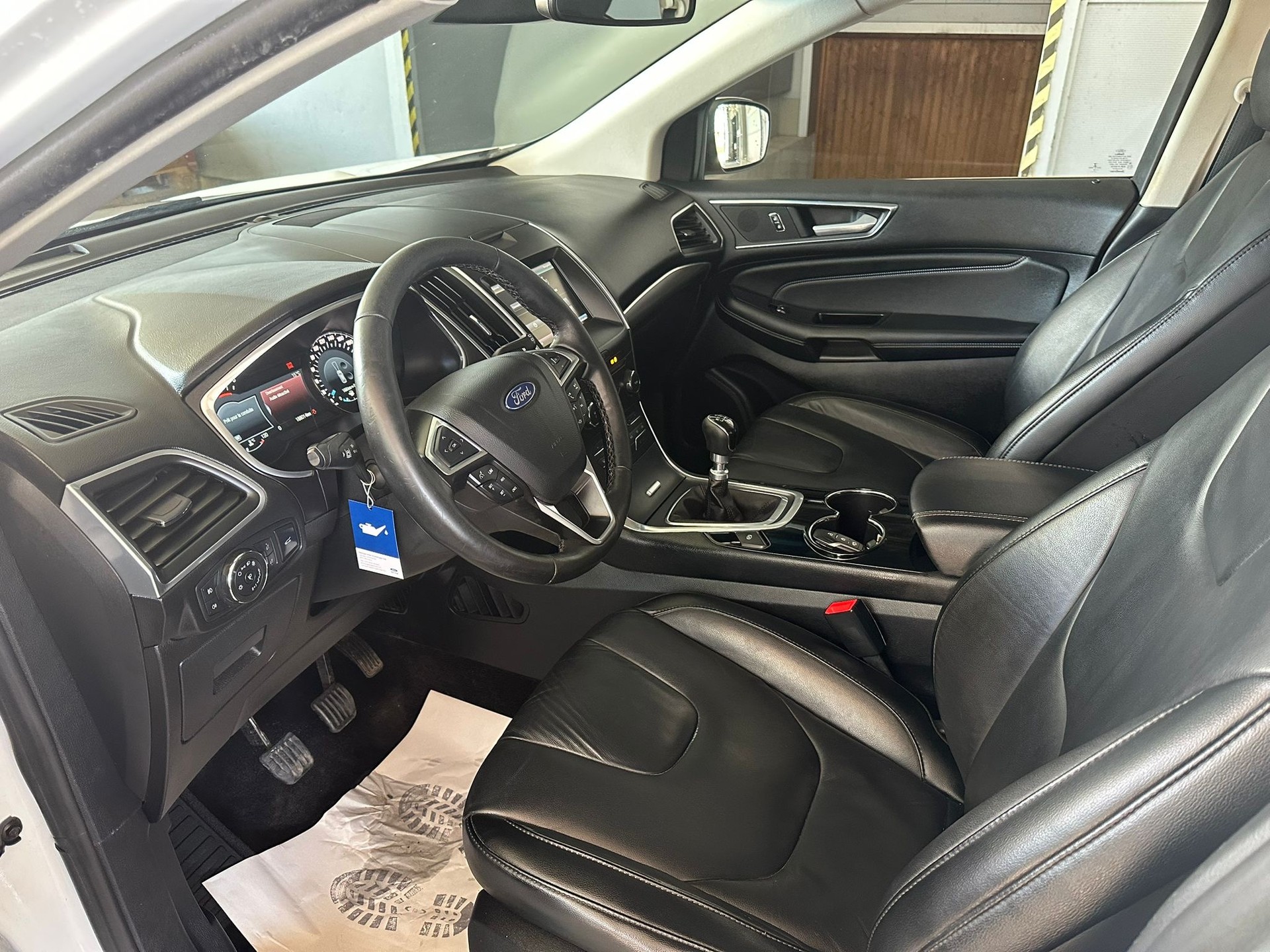 FORD Edge 2.0 TDCi Trend 4WD-image-8