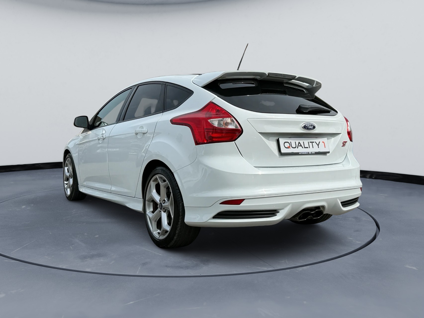 FORD Focus 2.0 SCTi ST-2-image-6