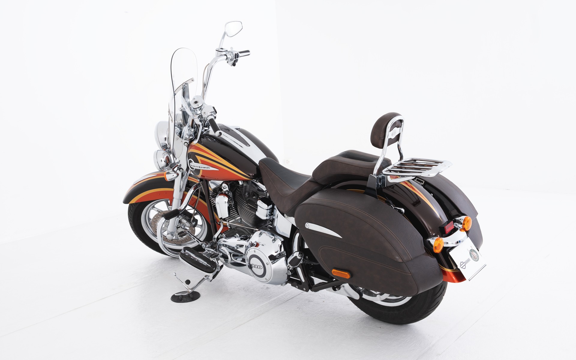 HARLEY-DAVIDSON FLSTNSE Softail Deluxe ABS CVO-image-3