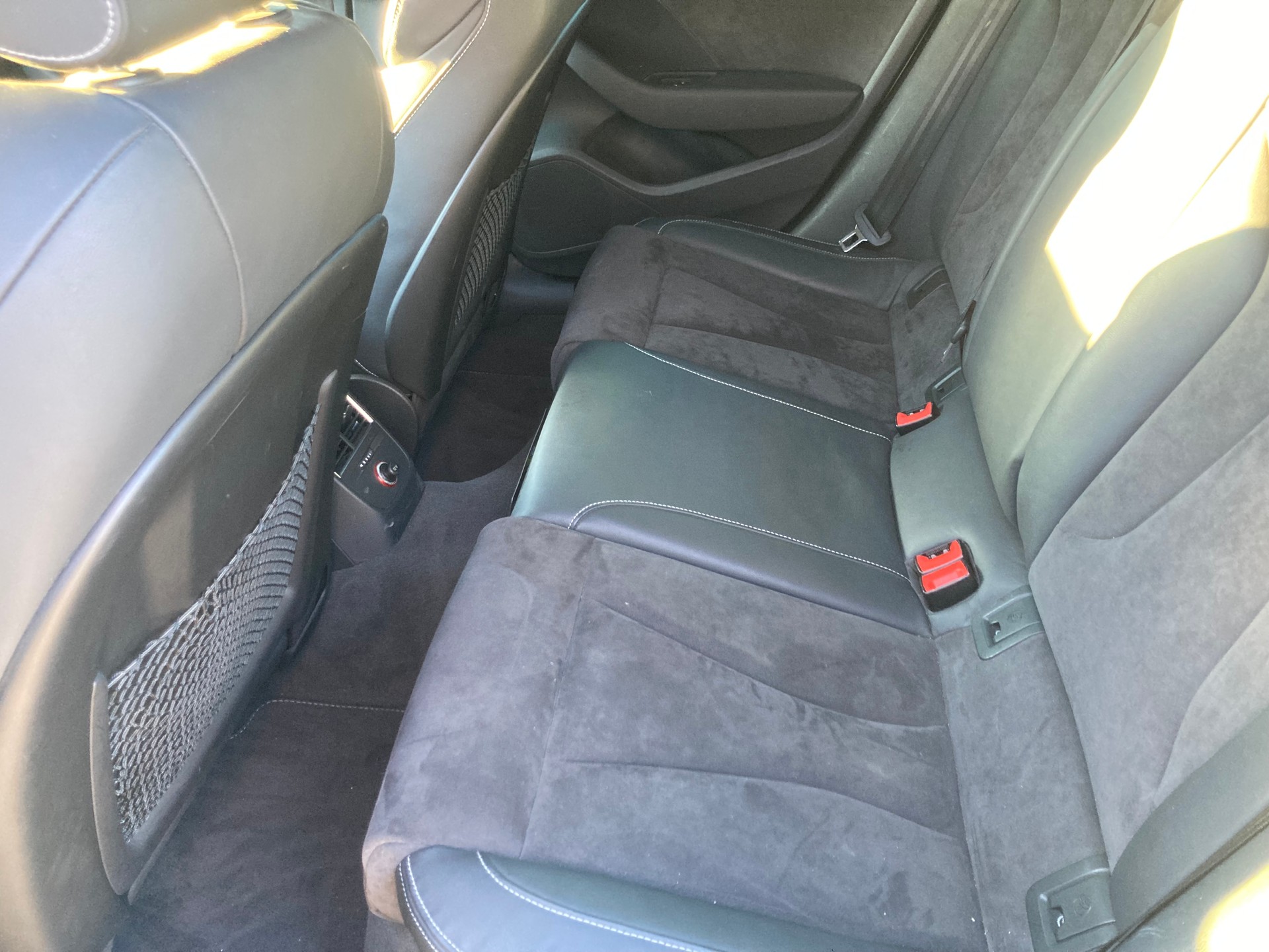 AUDI S3 Limousine 2.0 TFSI quattro-image-13