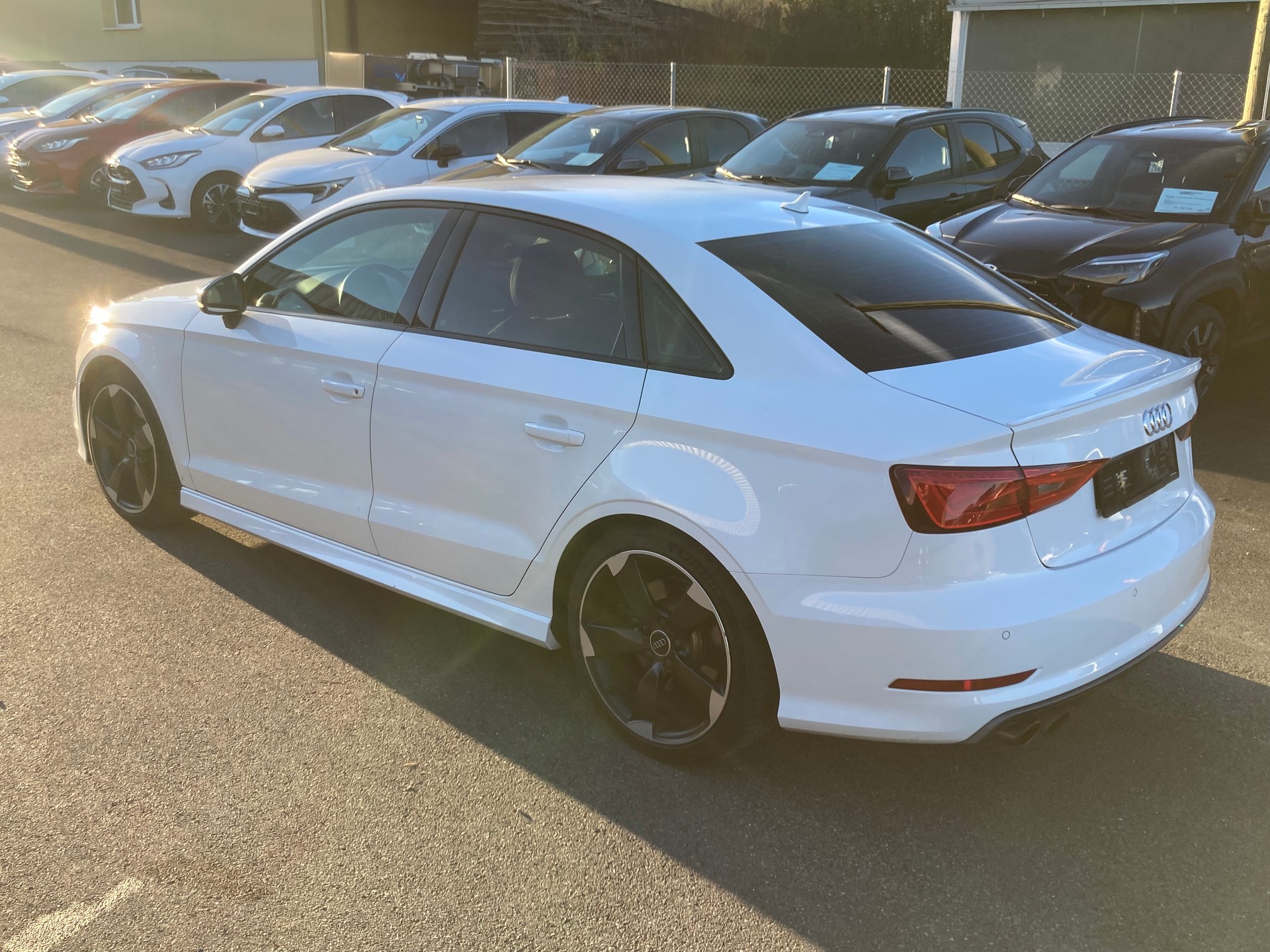 AUDI S3 Limousine 2.0 TFSI quattro-image-6
