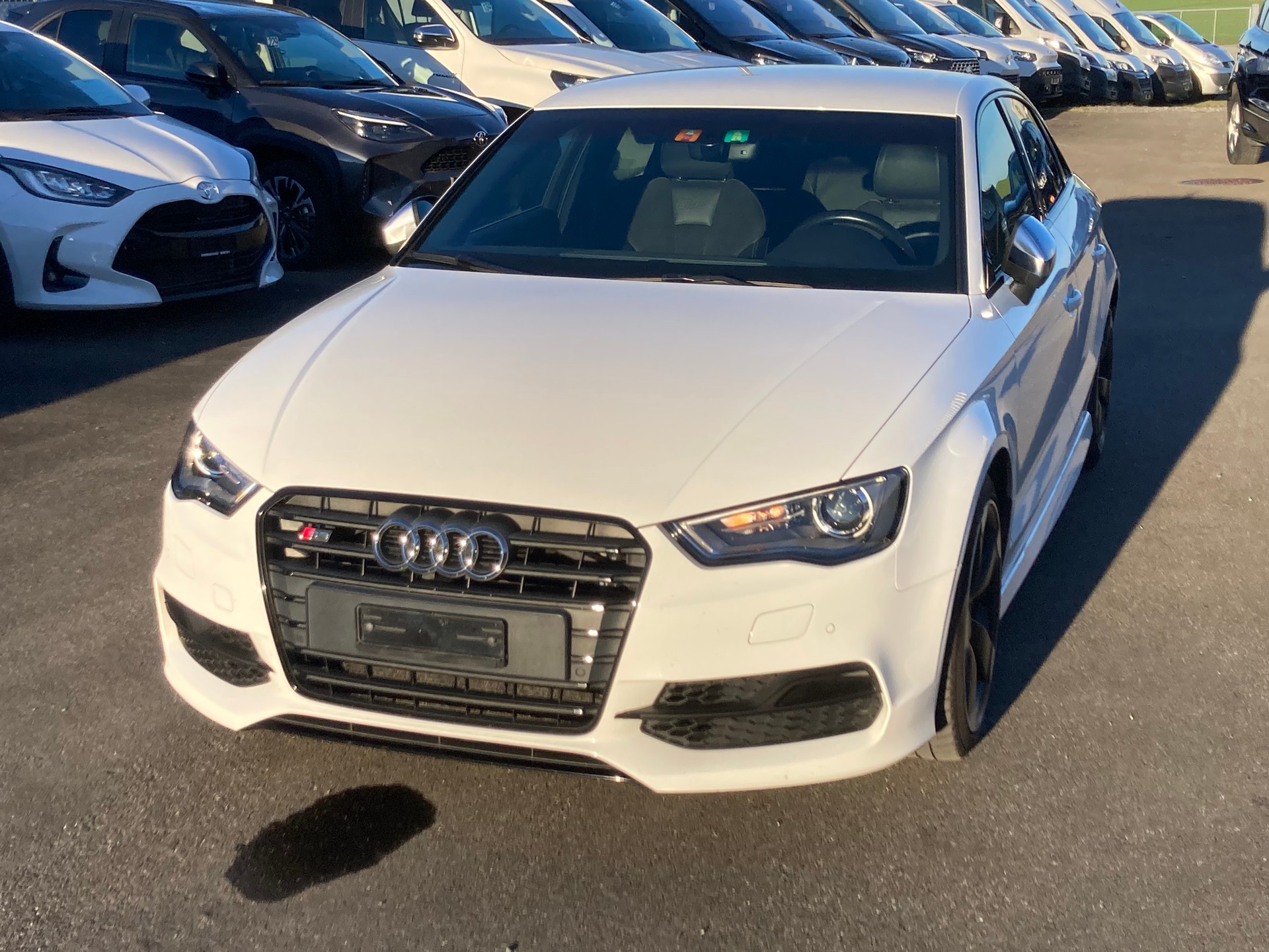 AUDI S3 Limousine 2.0 TFSI quattro-image-1