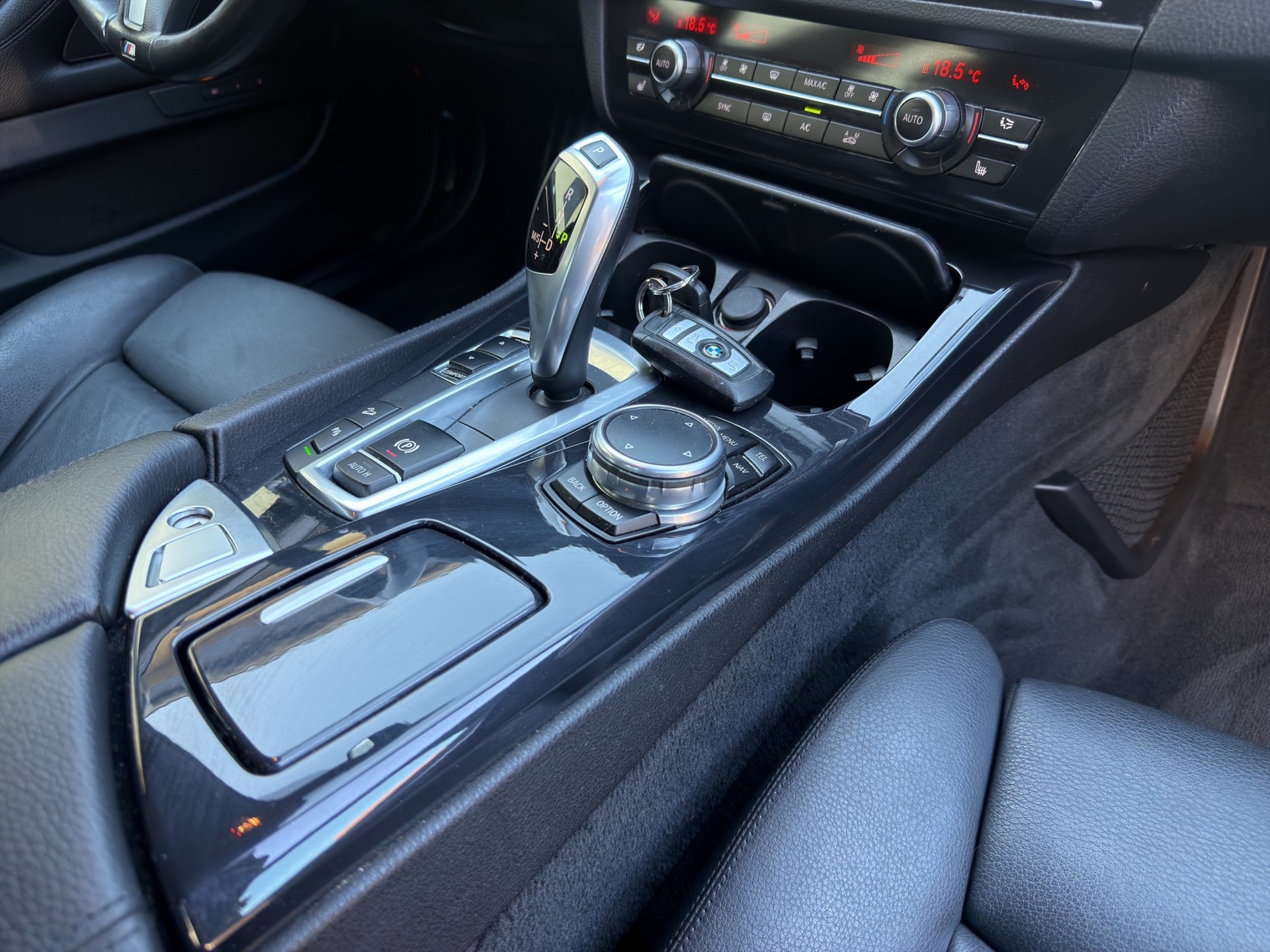 BMW 520d Touring xDrive Steptronic-image-16