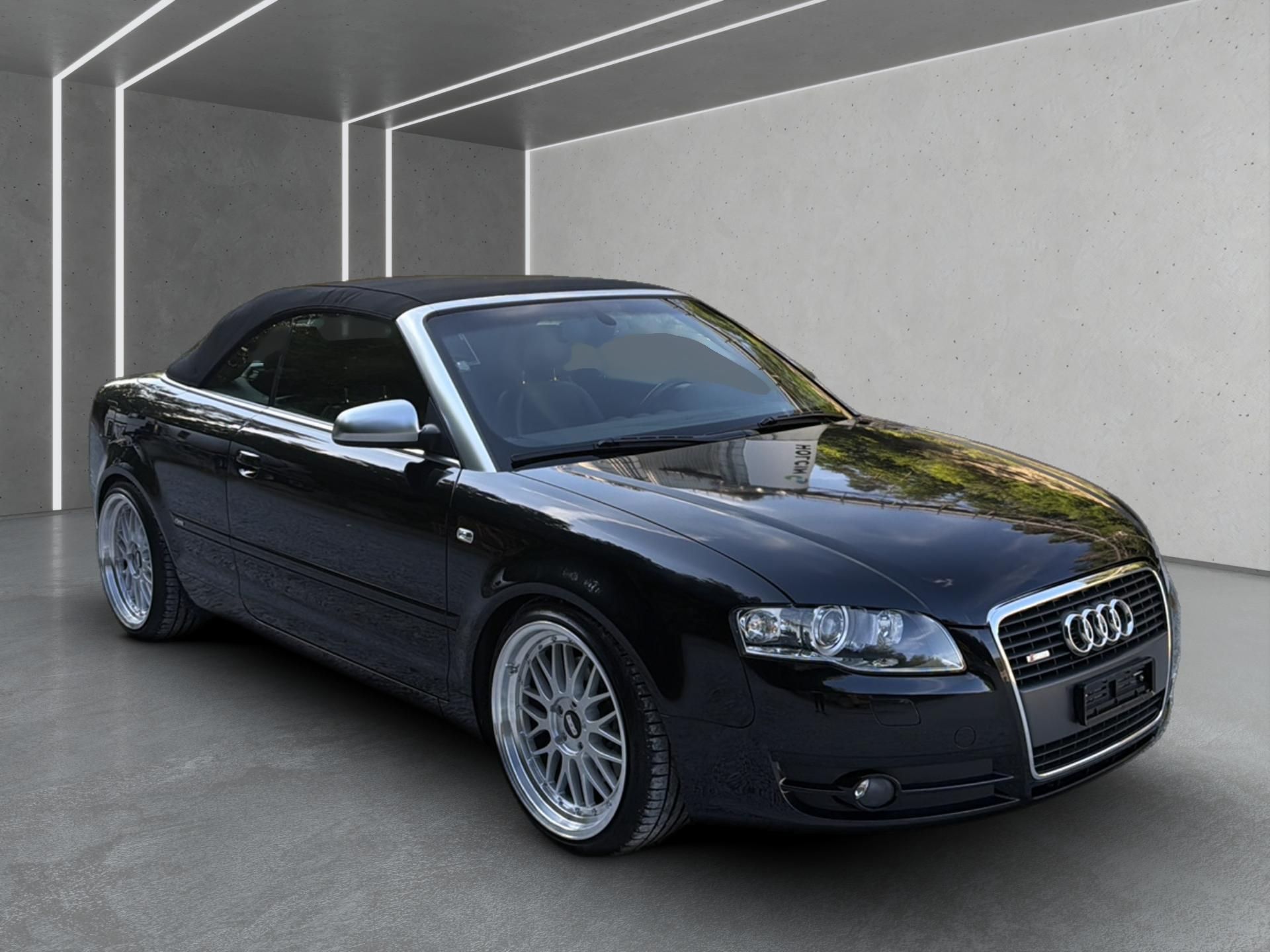 AUDI A4 Cabriolet 1.8 Turbo-image-7