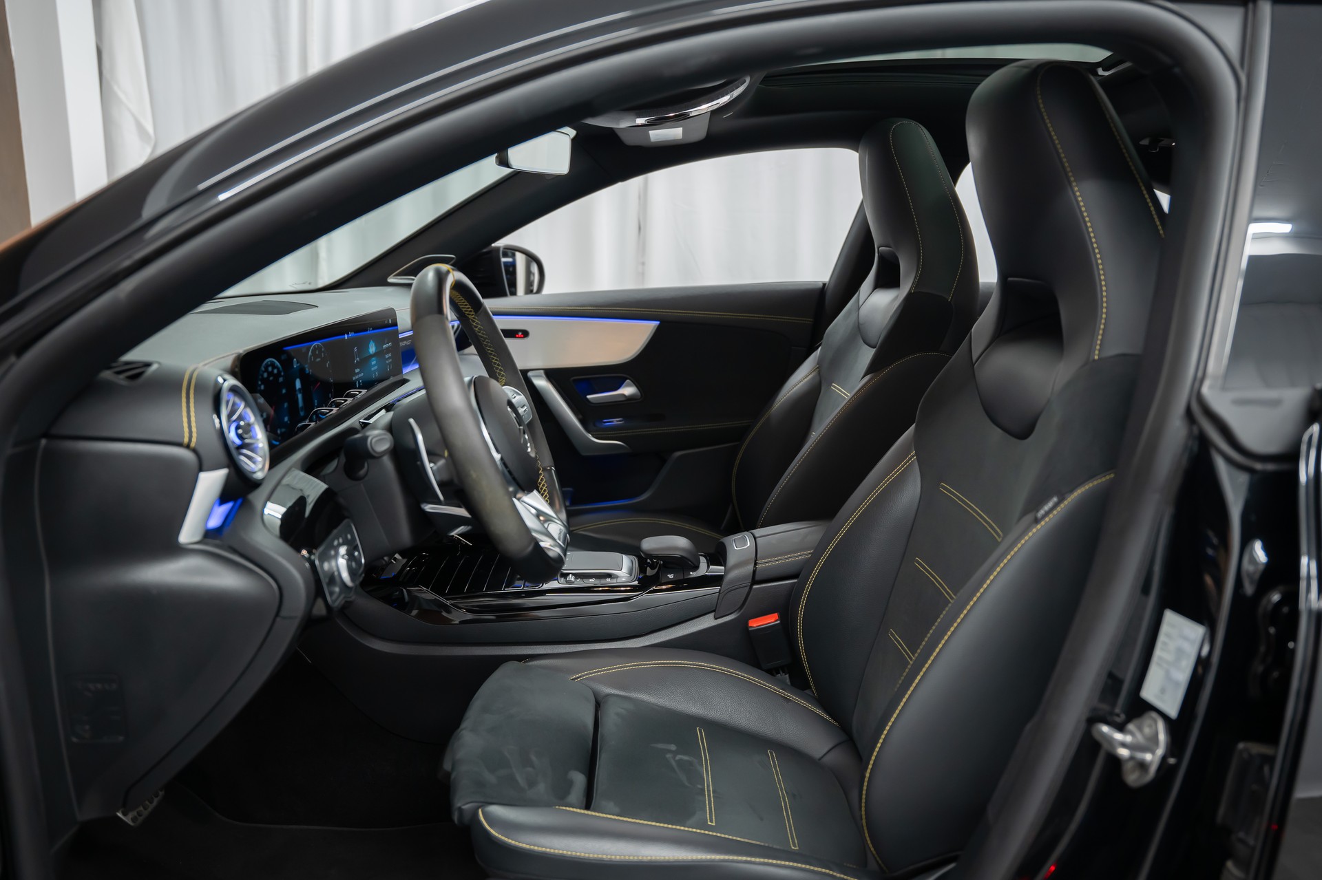 MERCEDES-BENZ CLA 45 S AMG 4Matic+ 8G-DCT *Aerodynamik*AMG-Drivers*Panorama*Burmester3D*-image-11