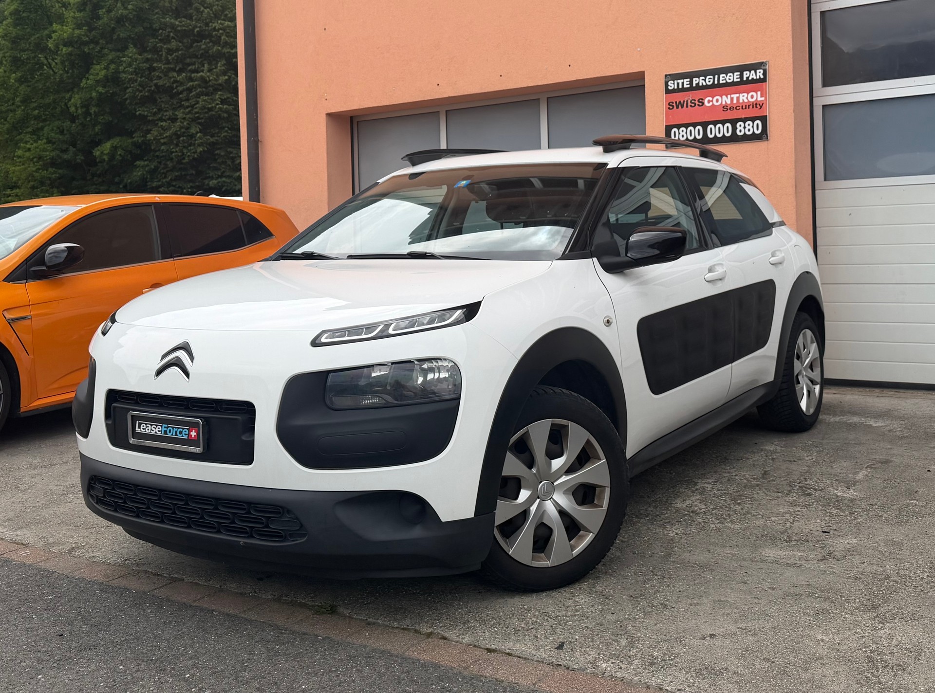 CITROEN C4 Cactus 1.2 e-VTi Shine ETG-showroom-element-1