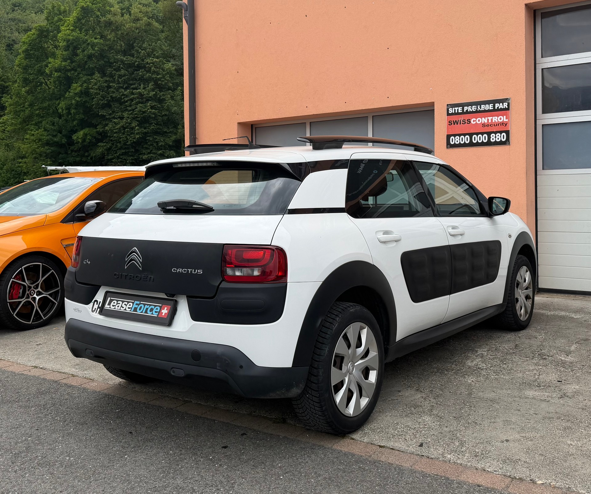 CITROEN C4 Cactus 1.2 e-VTi Shine ETG-showroom-element-3
