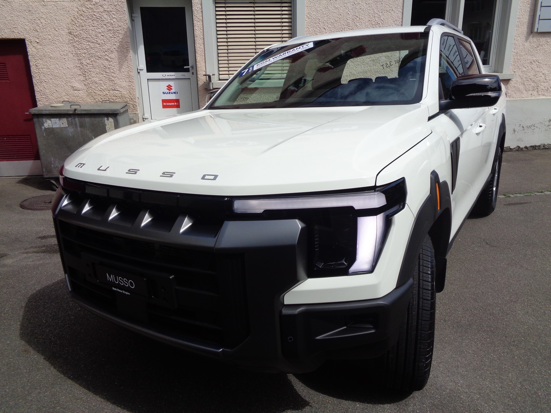 KGM-SsangYong Platinium-image-1