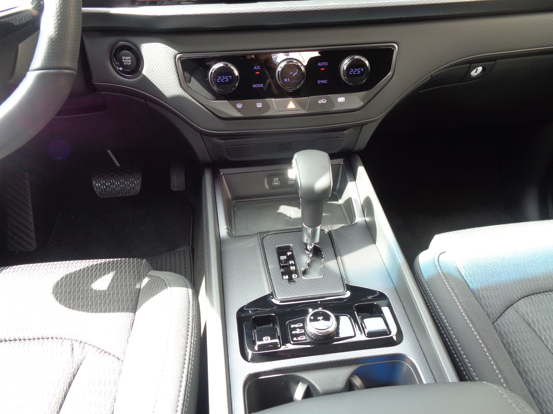 KGM-SsangYong Platinium-image-10