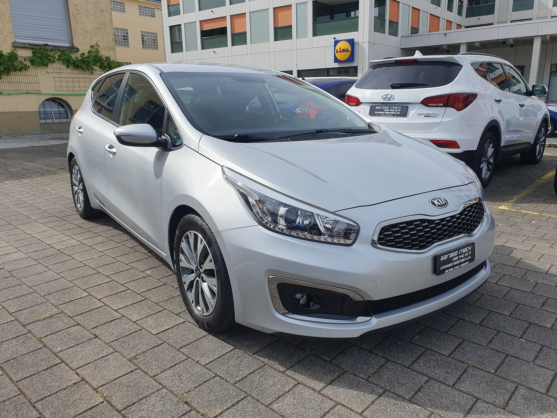 KIA Cee'd 1.6 GDi Swiss Champion DCT