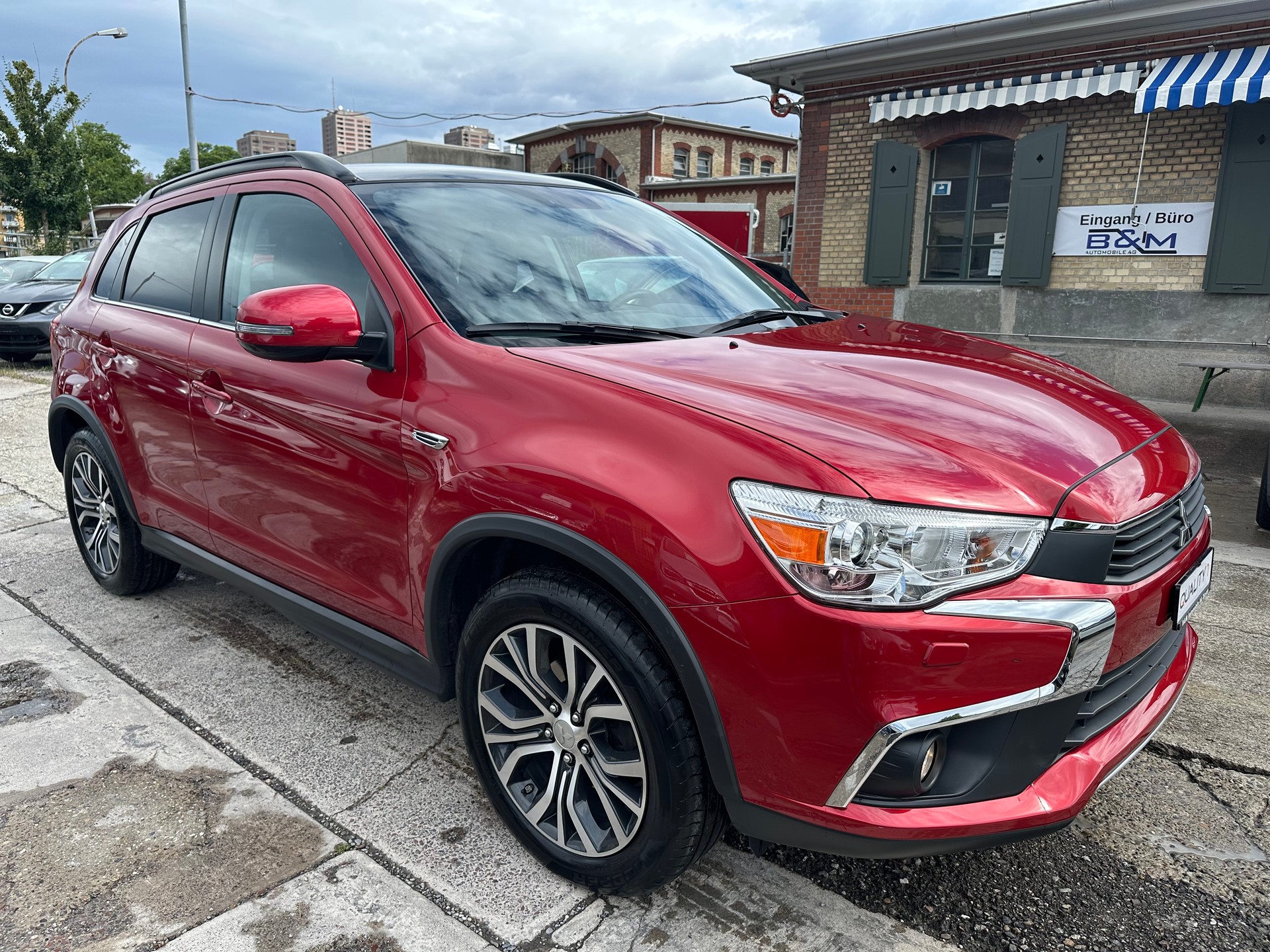 MITSUBISHI ASX 2.2 DID Diamond 4WD Automatic-showroom-element-2