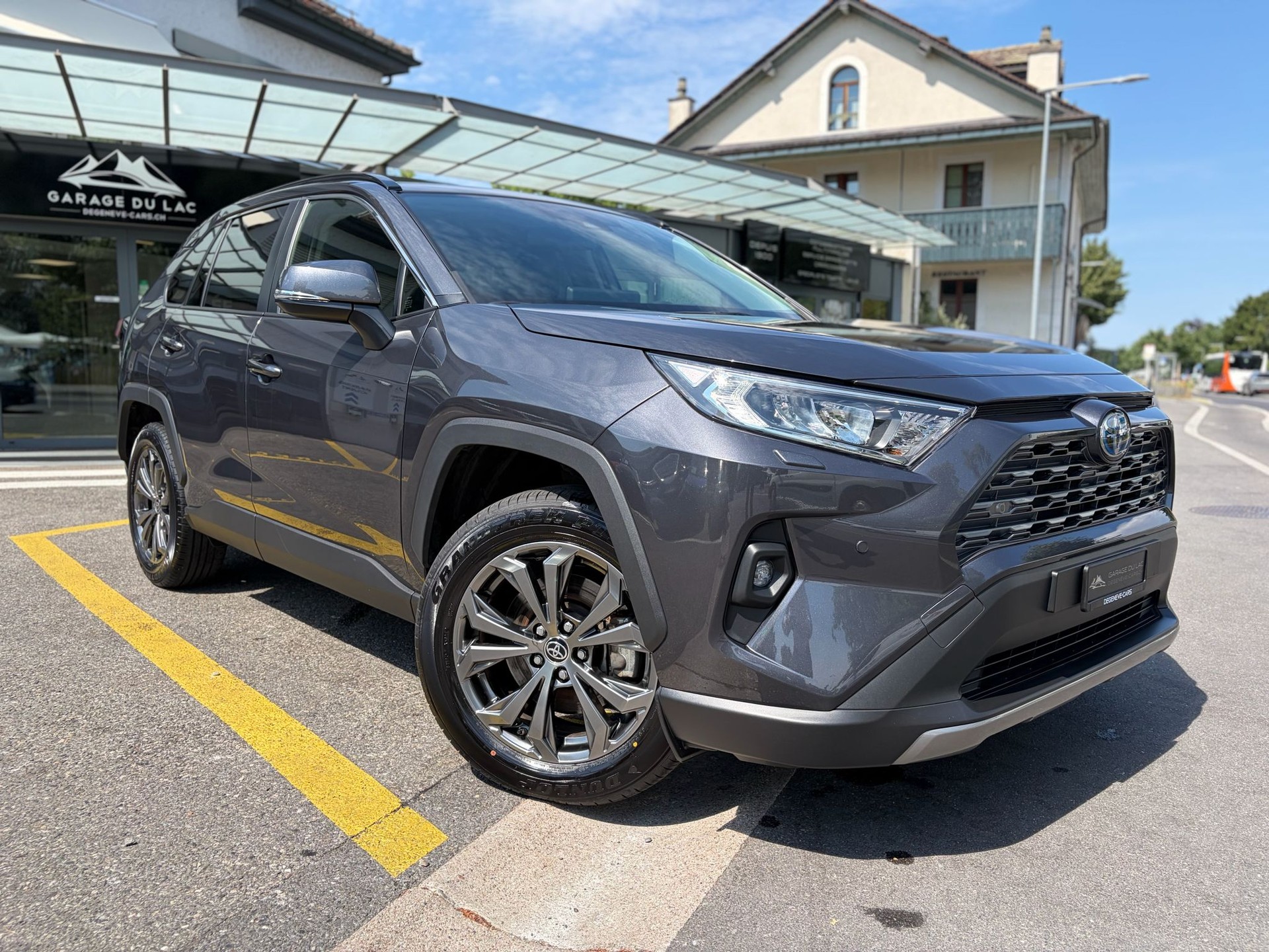 TOYOTA RAV-4 2.5 HSD Trend e-CVT 2WD