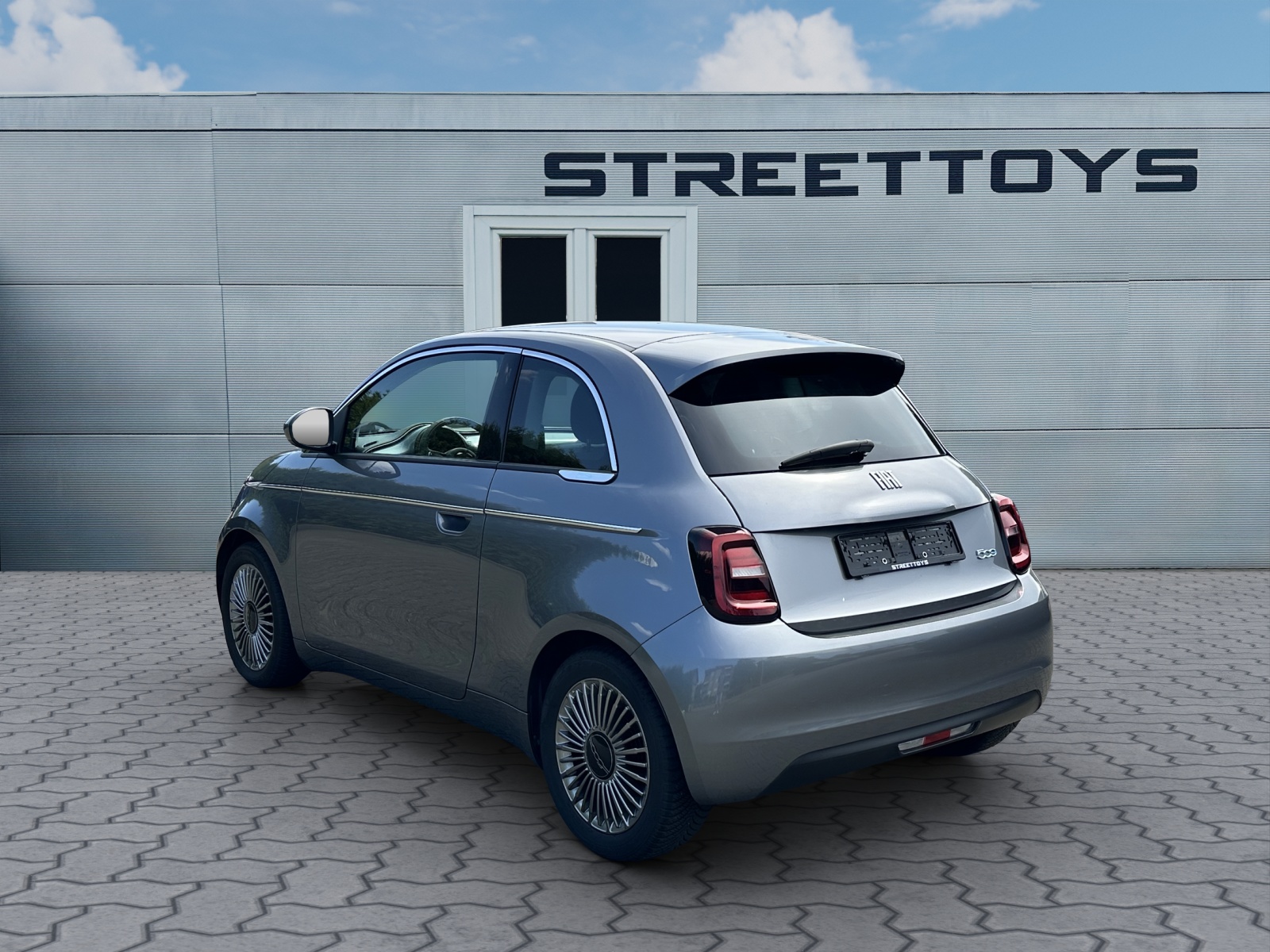FIAT 500 electric 87 kW Cult-image-2