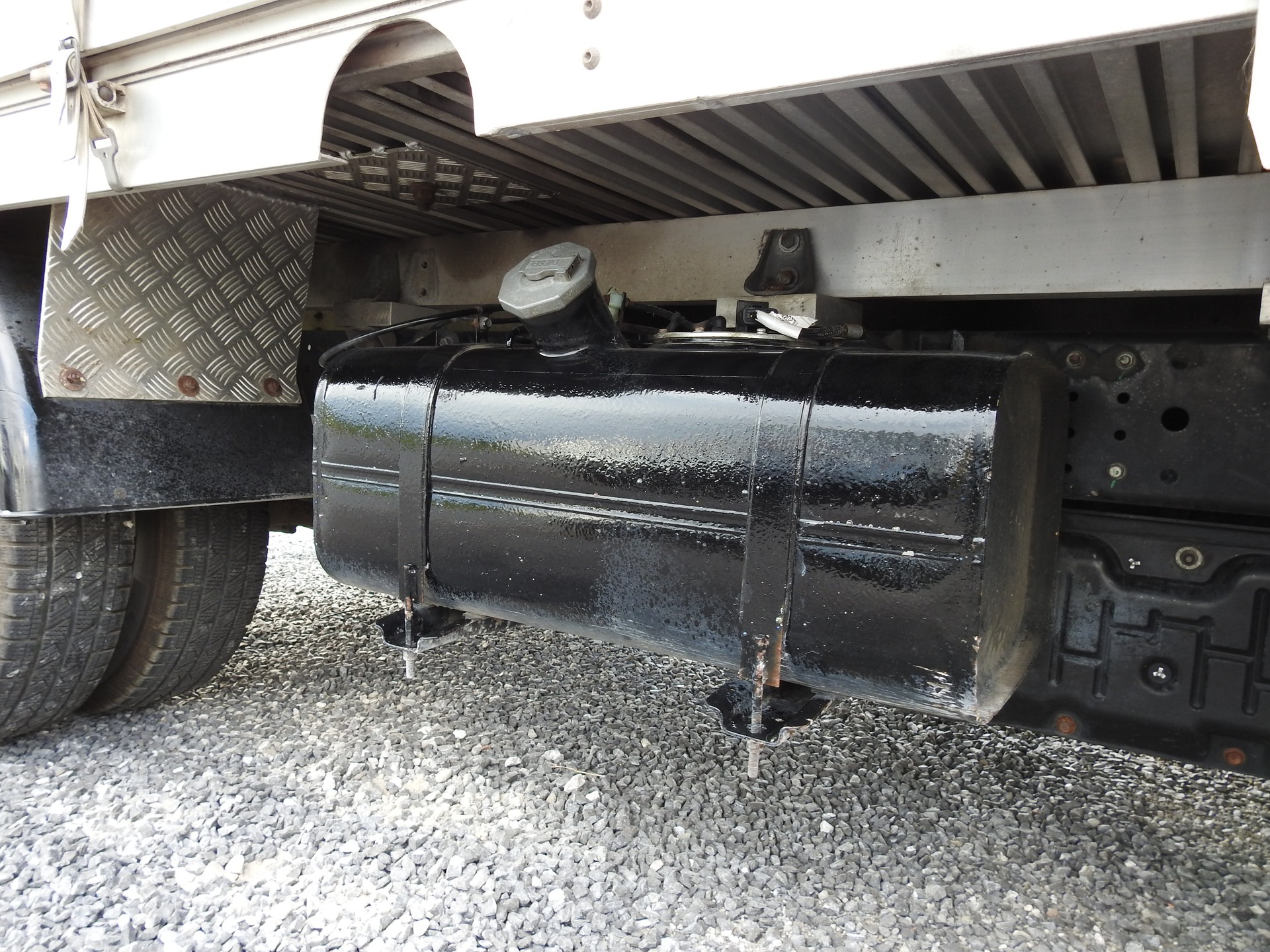 FUSO Mitsubishi Canter-image-21