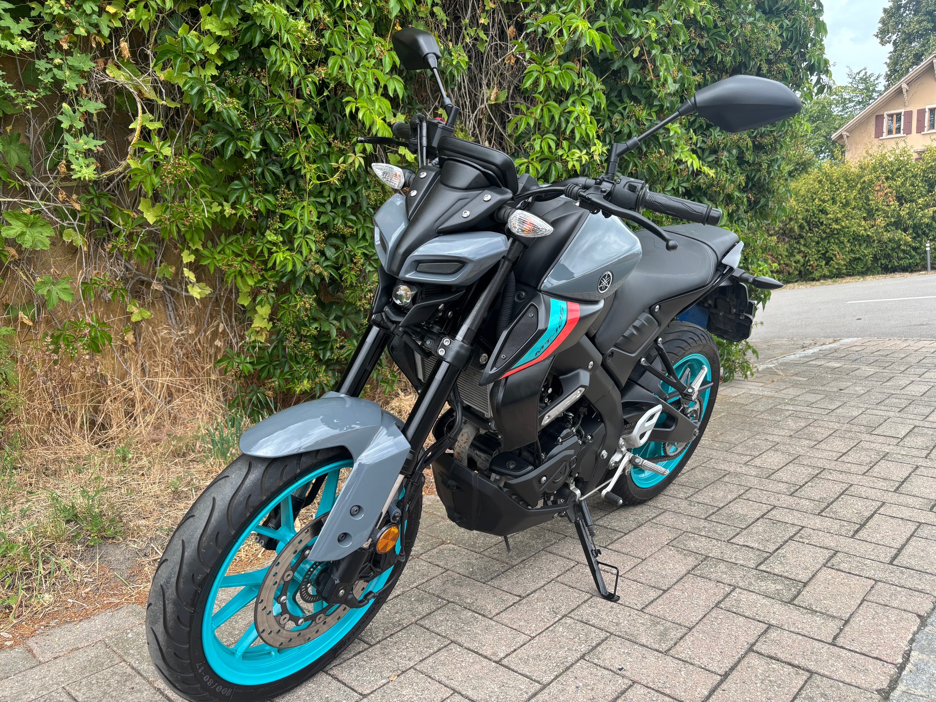 YAMAHA MT-125 ABS-image-4