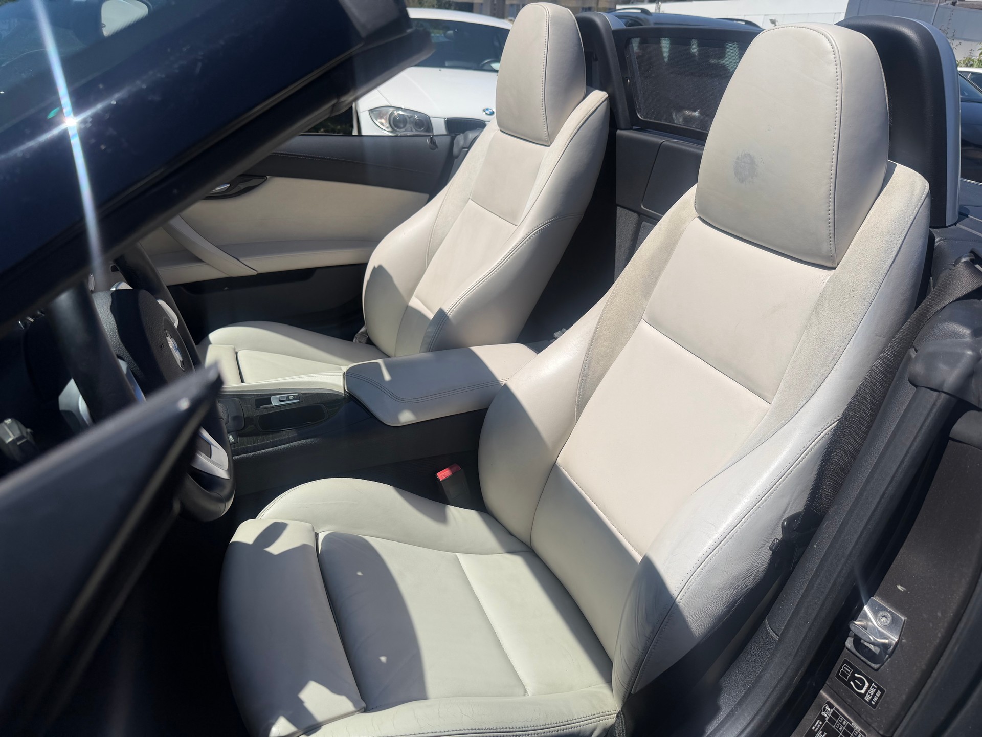BMW Z4 sDrive23i Steptronic-image-8