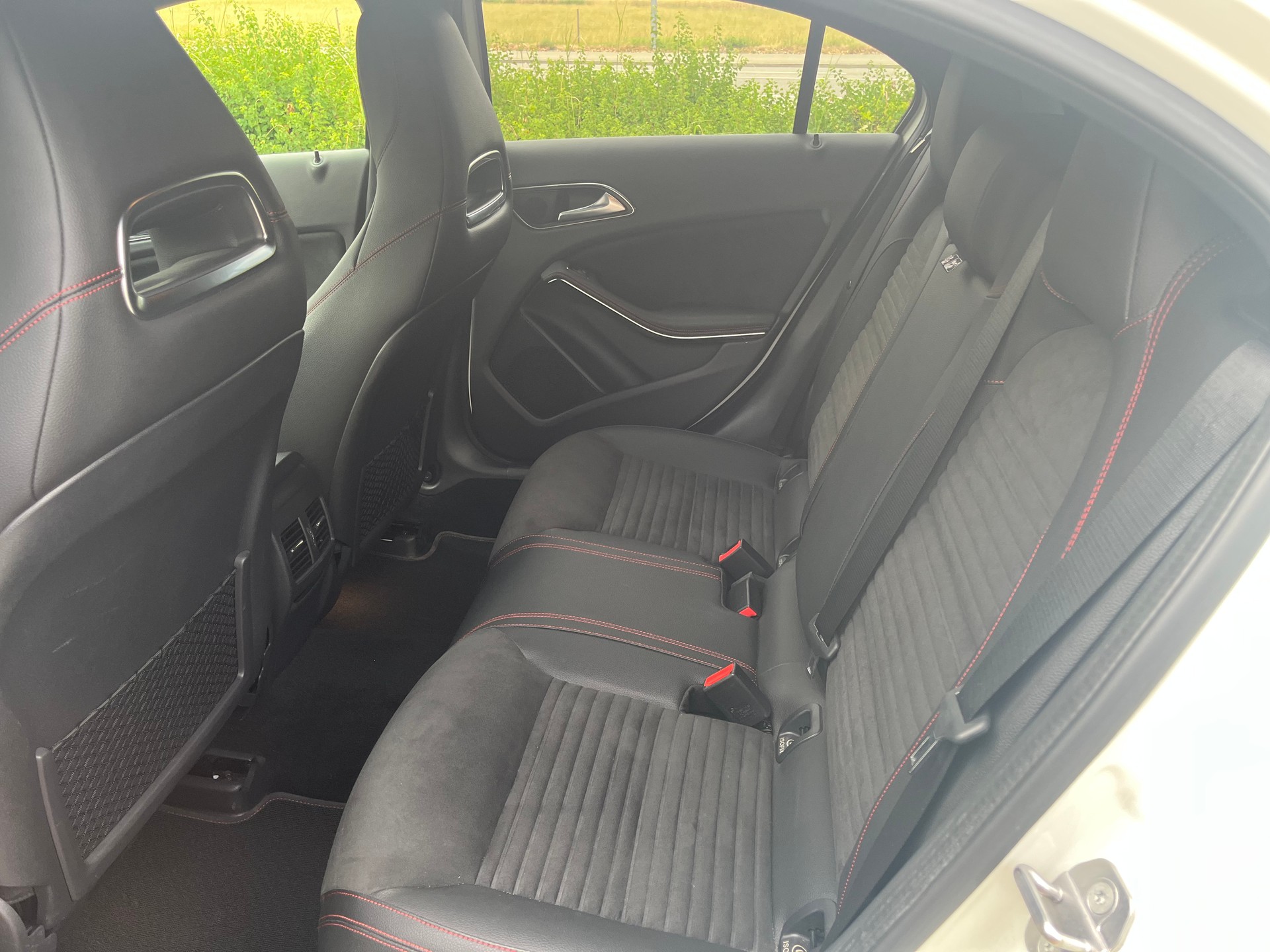 MERCEDES-BENZ A 220 d AMG Line 4m-image-7