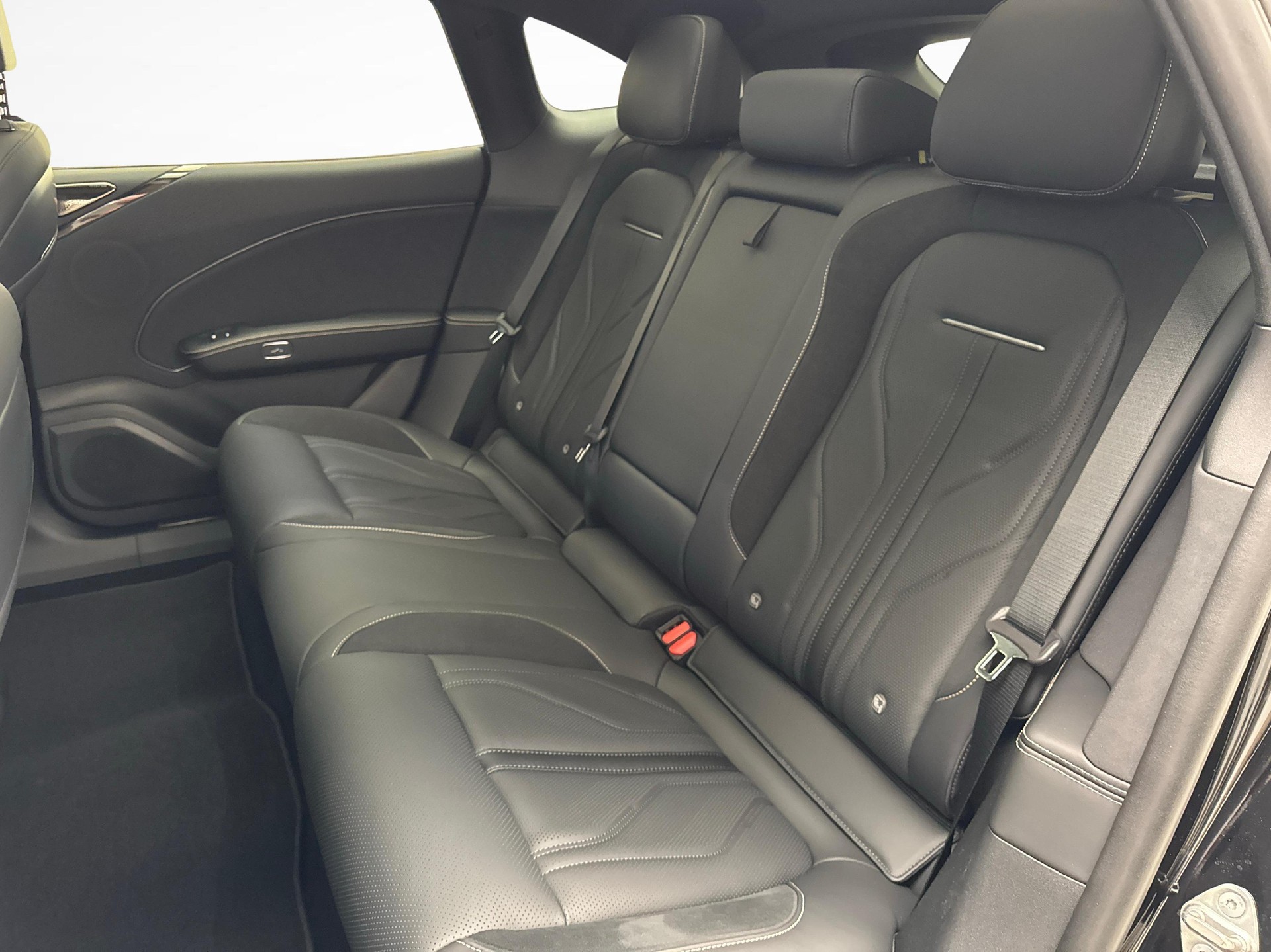 ZEEKR 7GT Privilege AWD-image-10