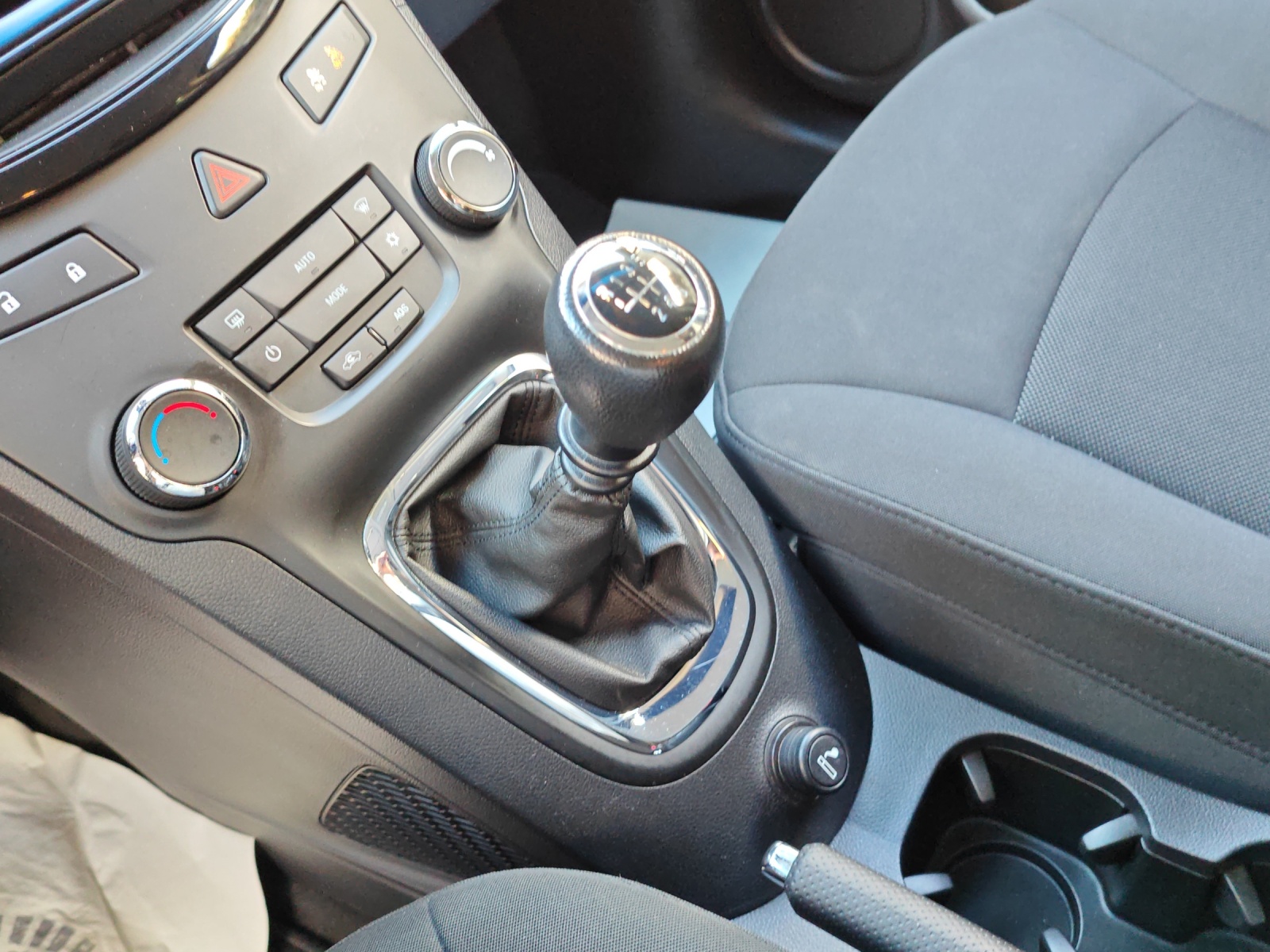 CHEVROLET Orlando 2.0 VCDi LS [Expertise du jour + Garantie 12 mois + Service & Immat. Offerts]-image-14