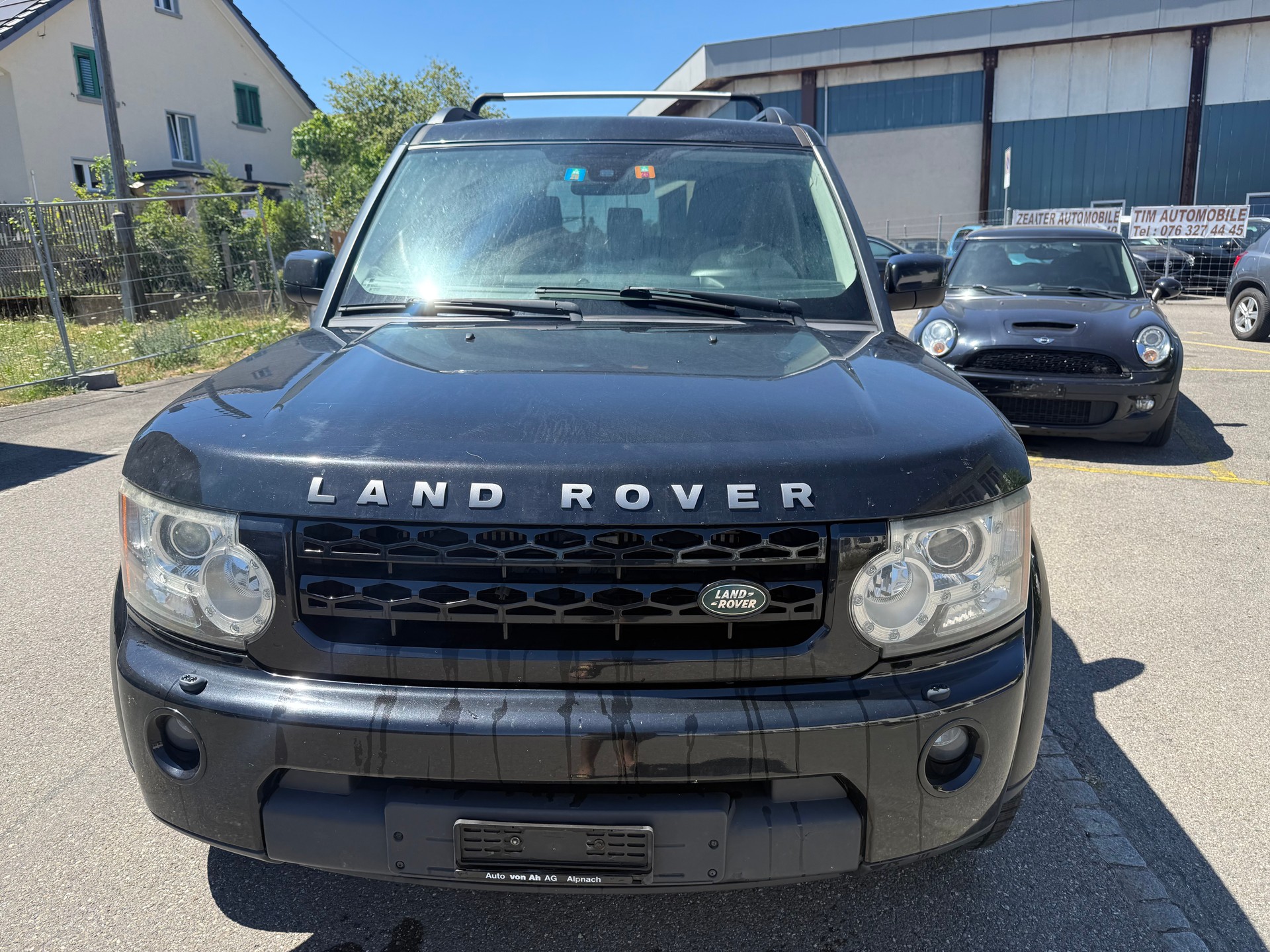 LAND ROVER Discovery 3.0 TDV6 S Automatic-image-2