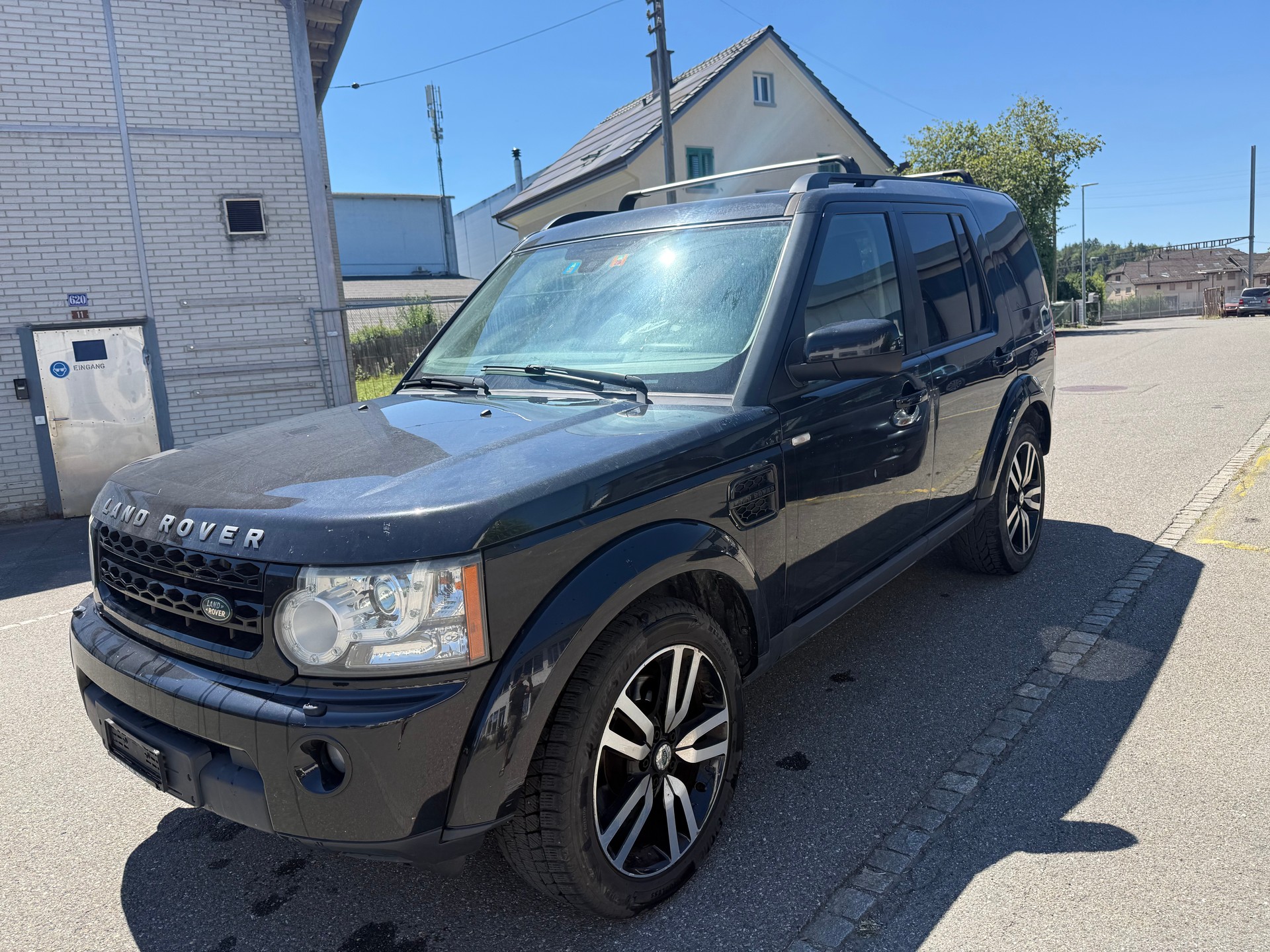 LAND ROVER Discovery 3.0 TDV6 S Automatic-image-1