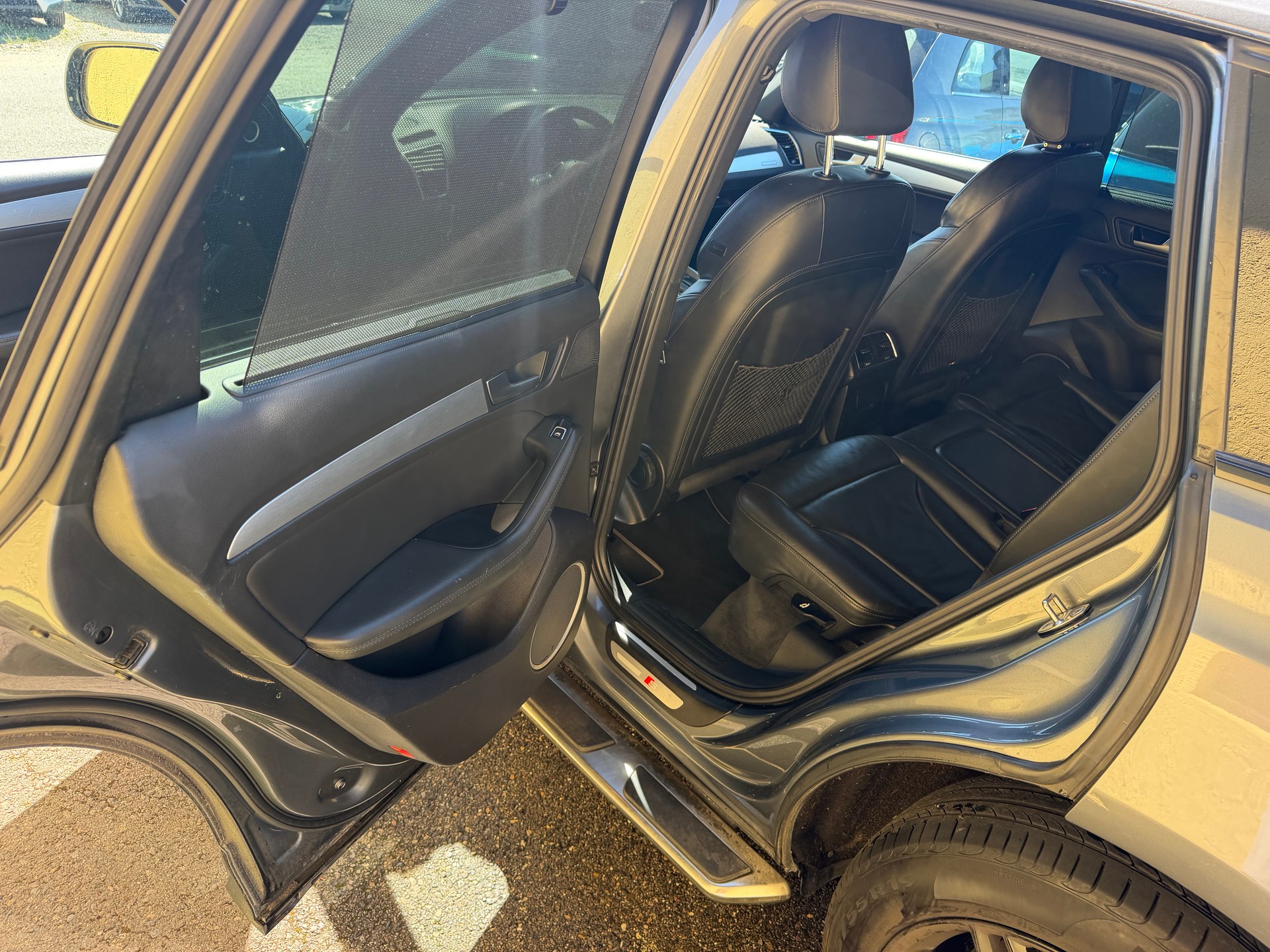 AUDI Q5 3.0 TDI quattro S-tronic-image-8