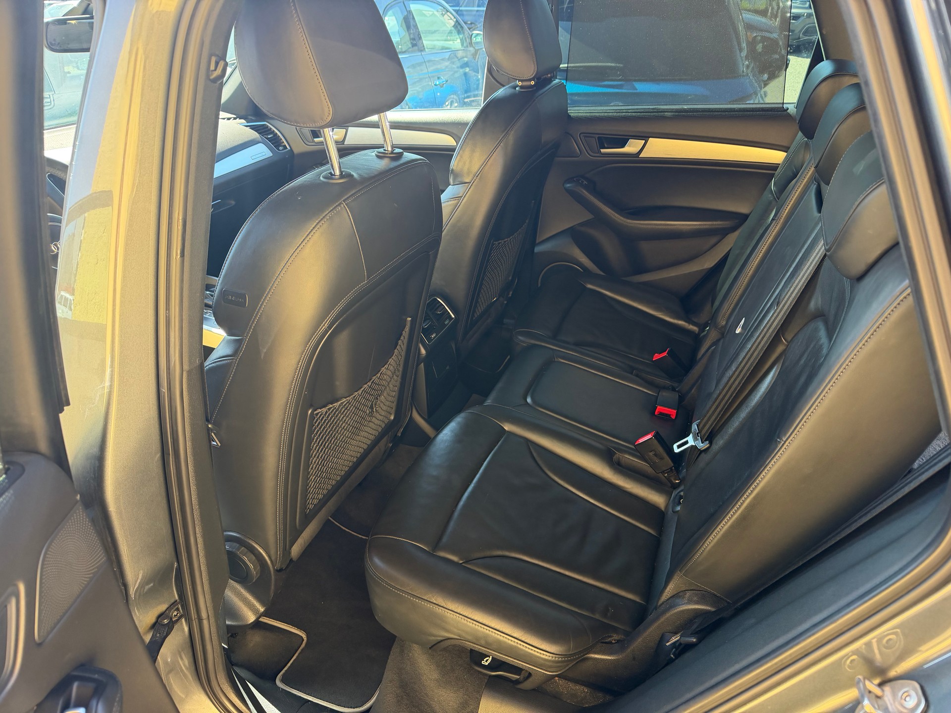 AUDI Q5 3.0 TDI quattro S-tronic-image-9