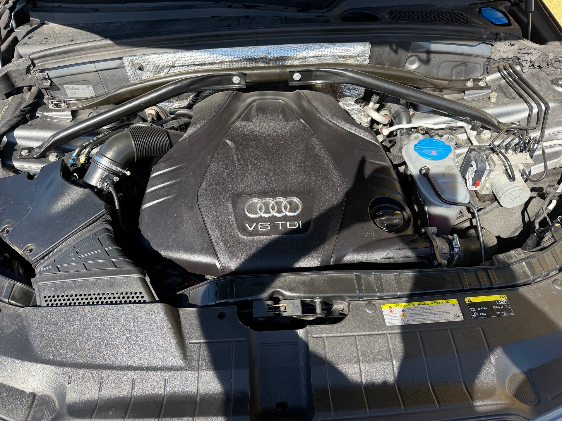 AUDI Q5 3.0 TDI quattro S-tronic-image-13
